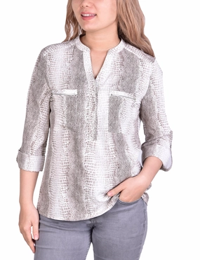 3/4 Roll Tab Sleeve Pullover Blouse YarnDye Technique High Stretch Fabric