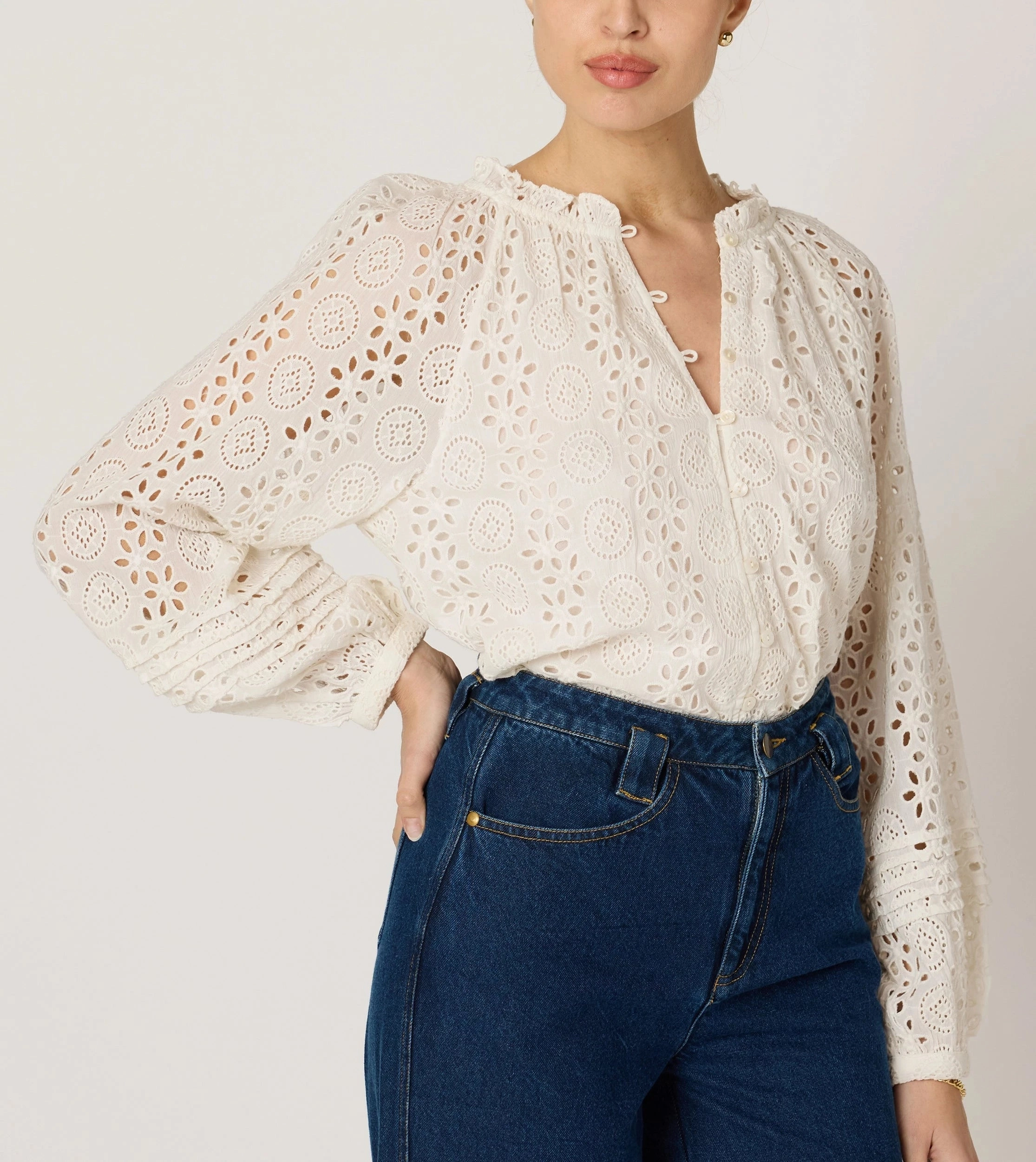 HiddenZipper Alicia Blouse | Ivory Eyelet