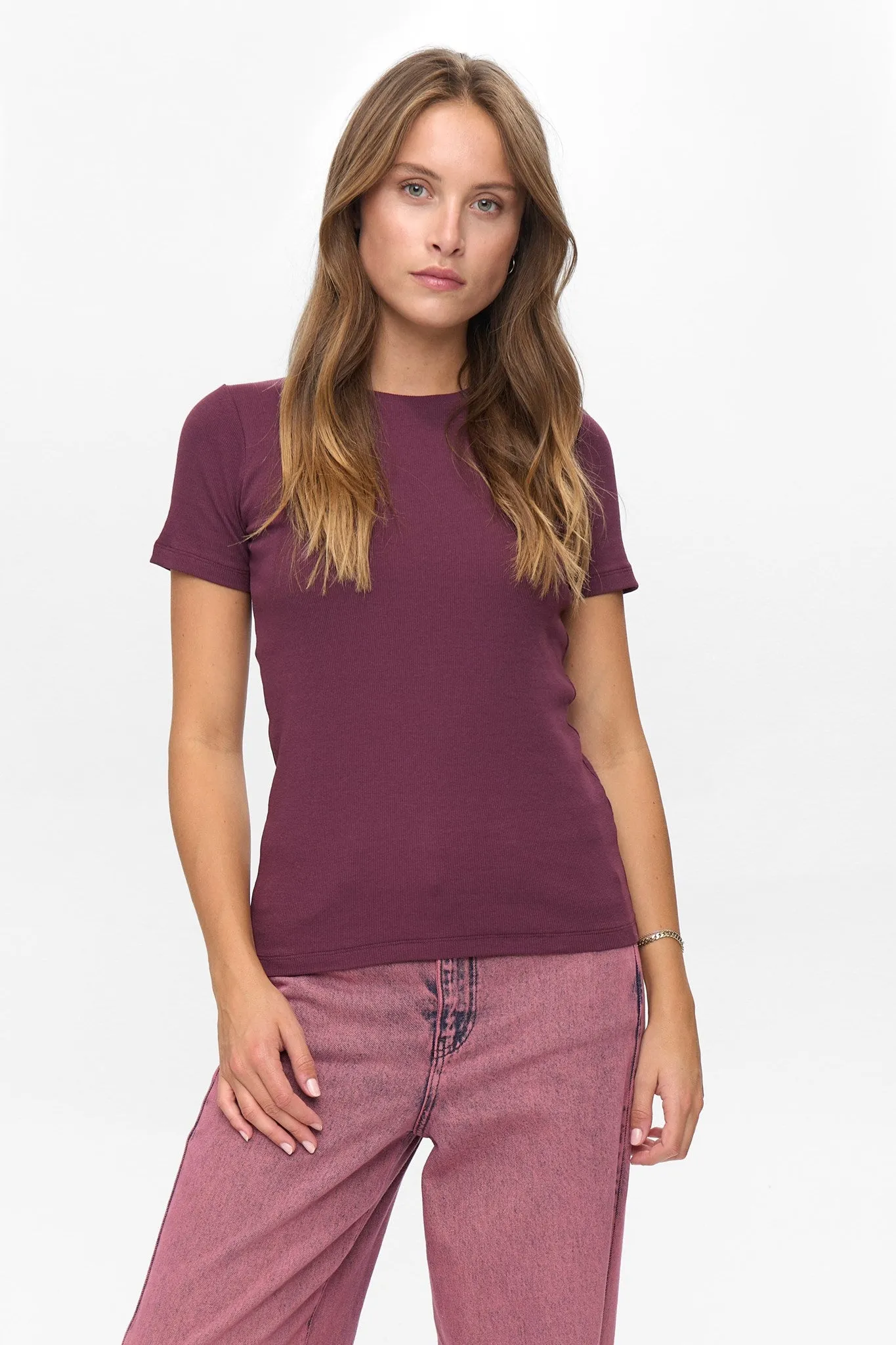 NURILEY SS TEE - Winetasting RibbedCuff Active Blouse