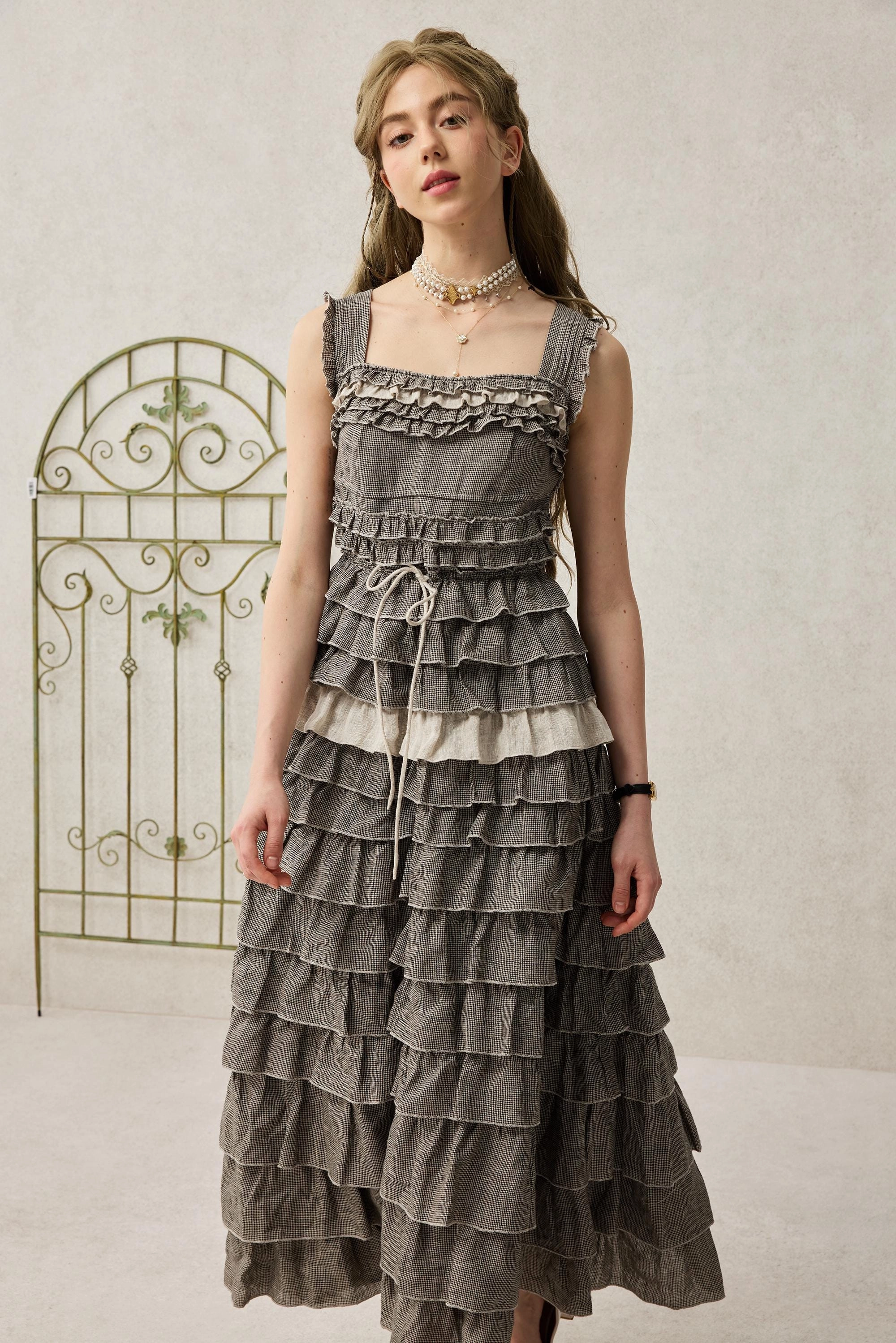 Stain Repellent Coating Snug Waist Petals 22 | Dreamy gradient Linen Dress