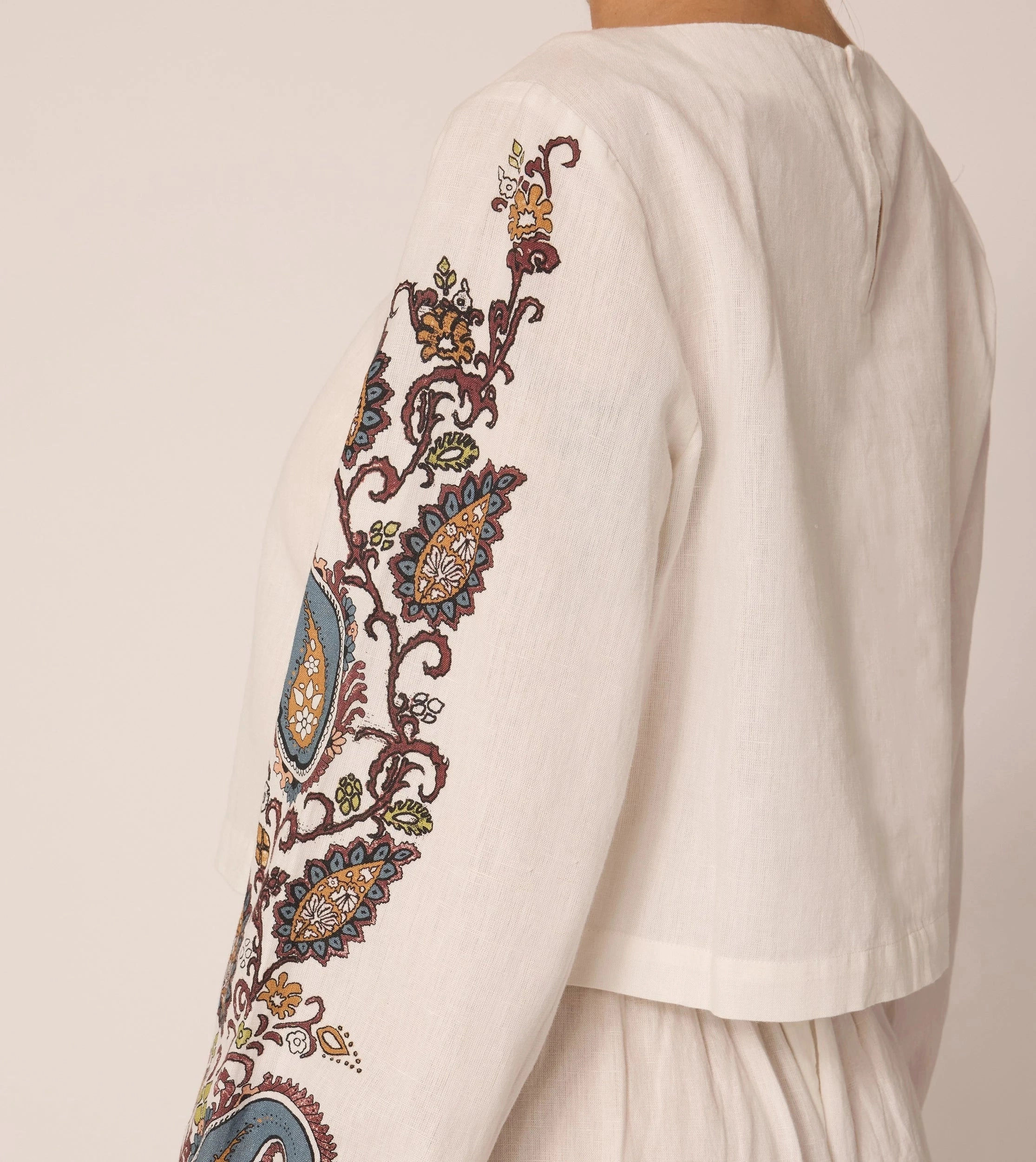 Tapered Side Panels Durable Double Stitching Georgia Blouse | Veneto Paisley