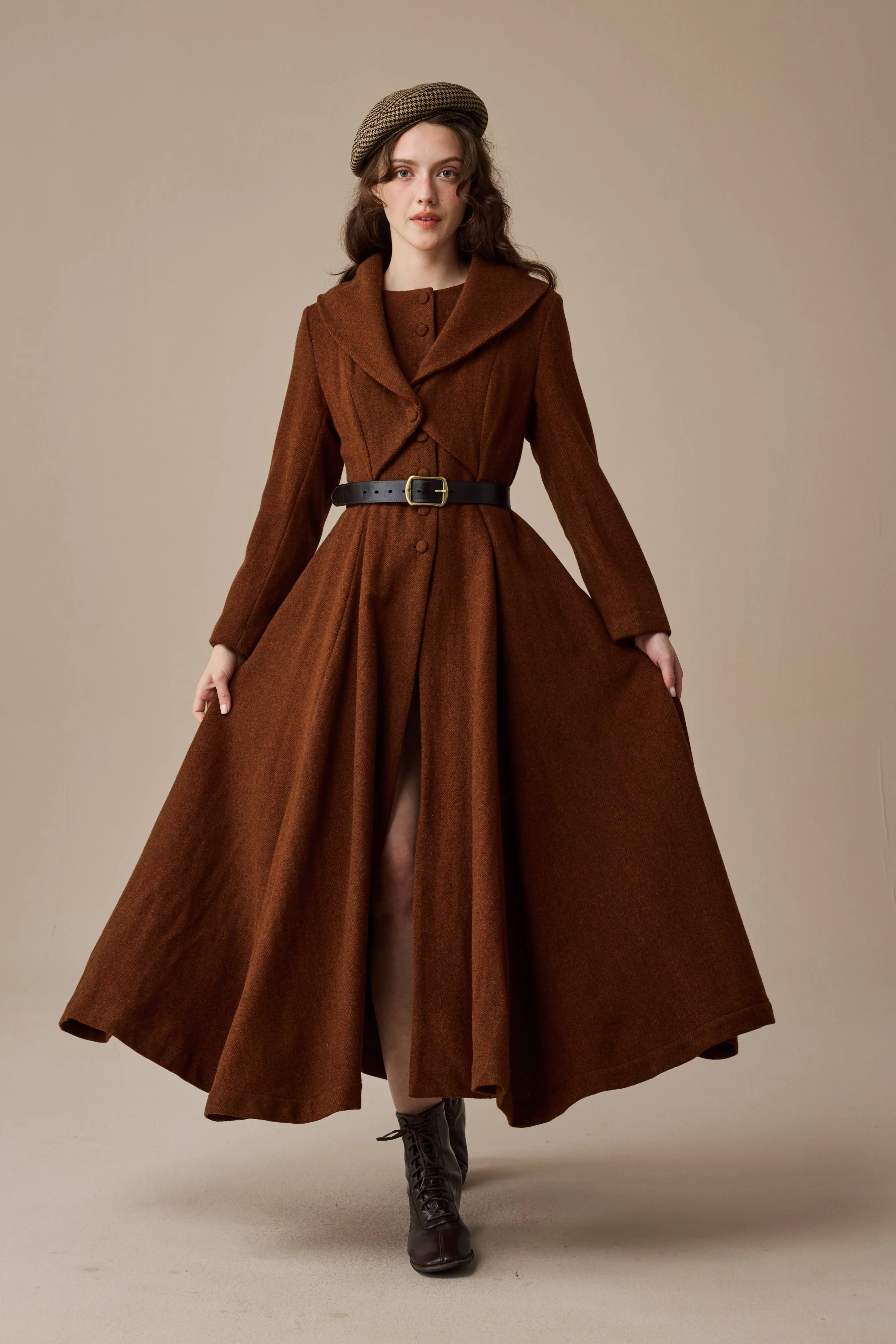 High Neckline StretchFit Gemma 17 | 100% wool victorian coat