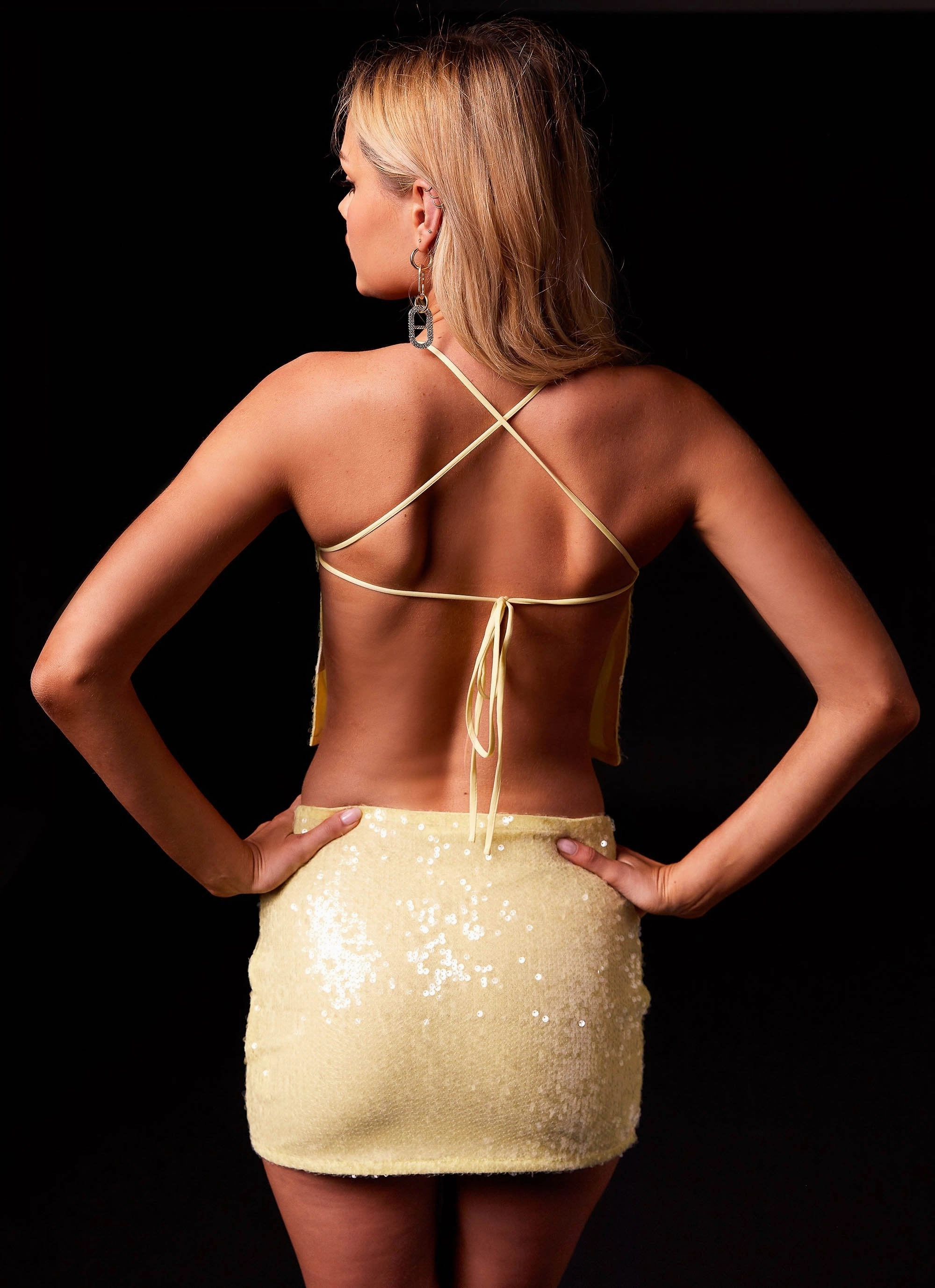 Nostalgic Nights Sequin Top - Lemon Spritz Luxurious Feel ThermalRegulationLayer