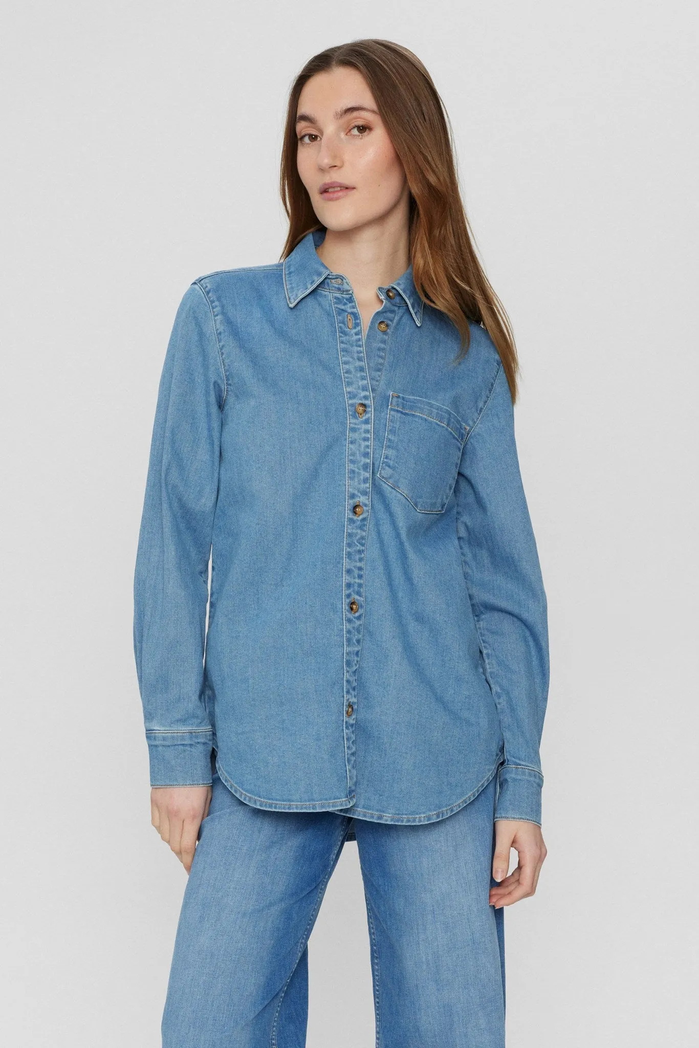 NUAMBER NEW SHIRT - Light Blue Denim Loose Blouse Elegant Look