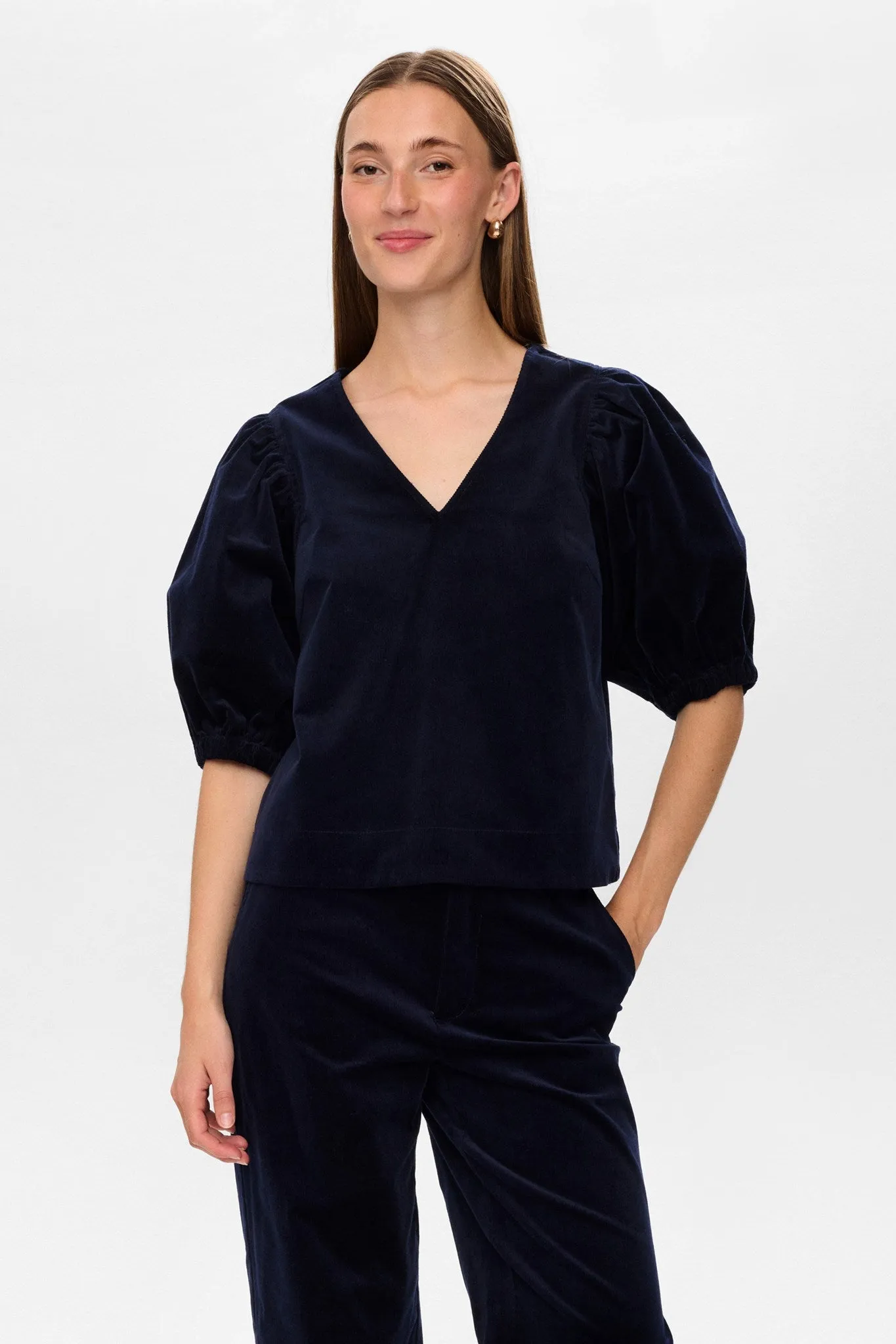 Relaxed Sweatshirt RawEdgedDesign NUJOANNA BLOUSE - Dark Sapphire
