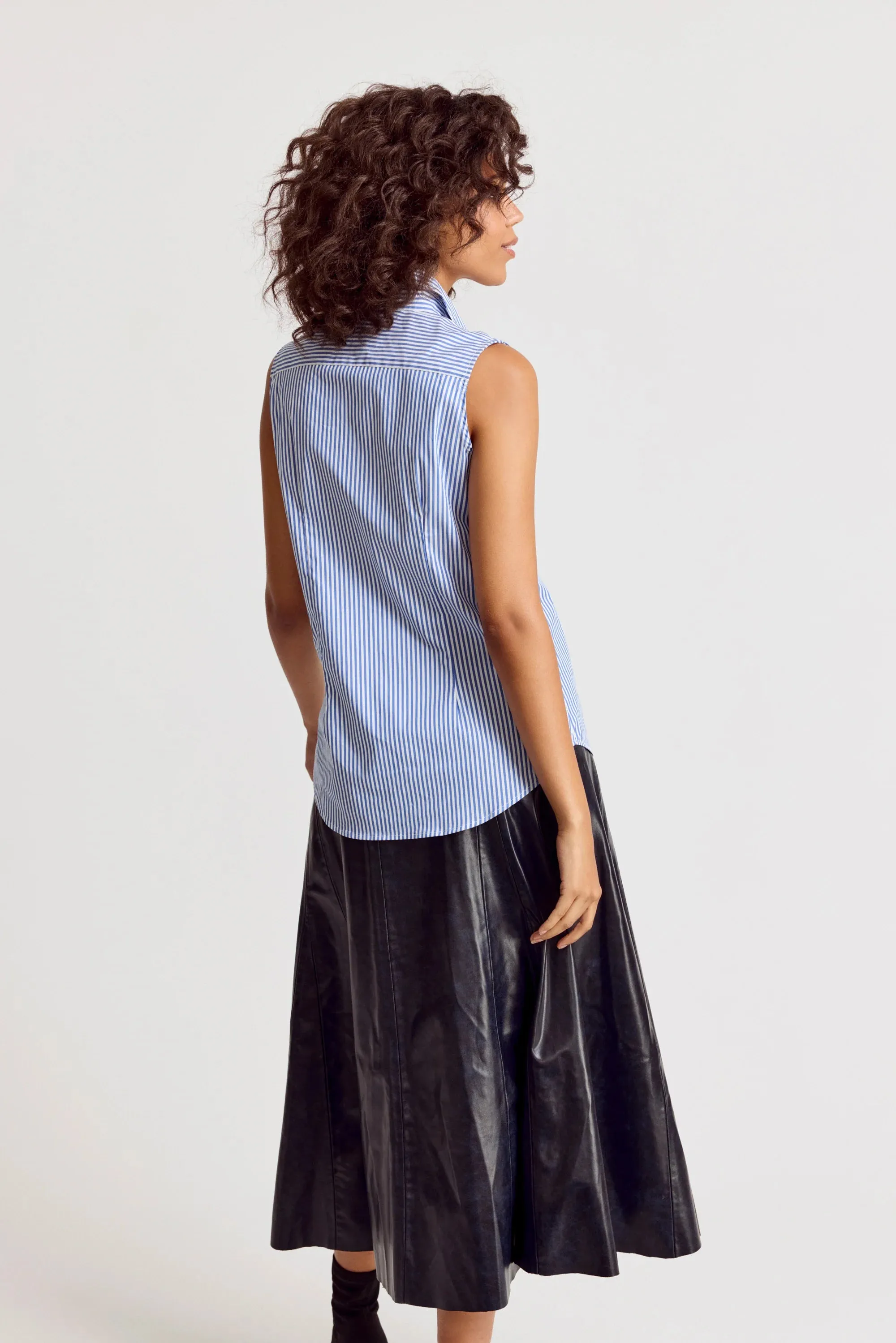 Stretch Material The Shirt The Sleeveless Shirt