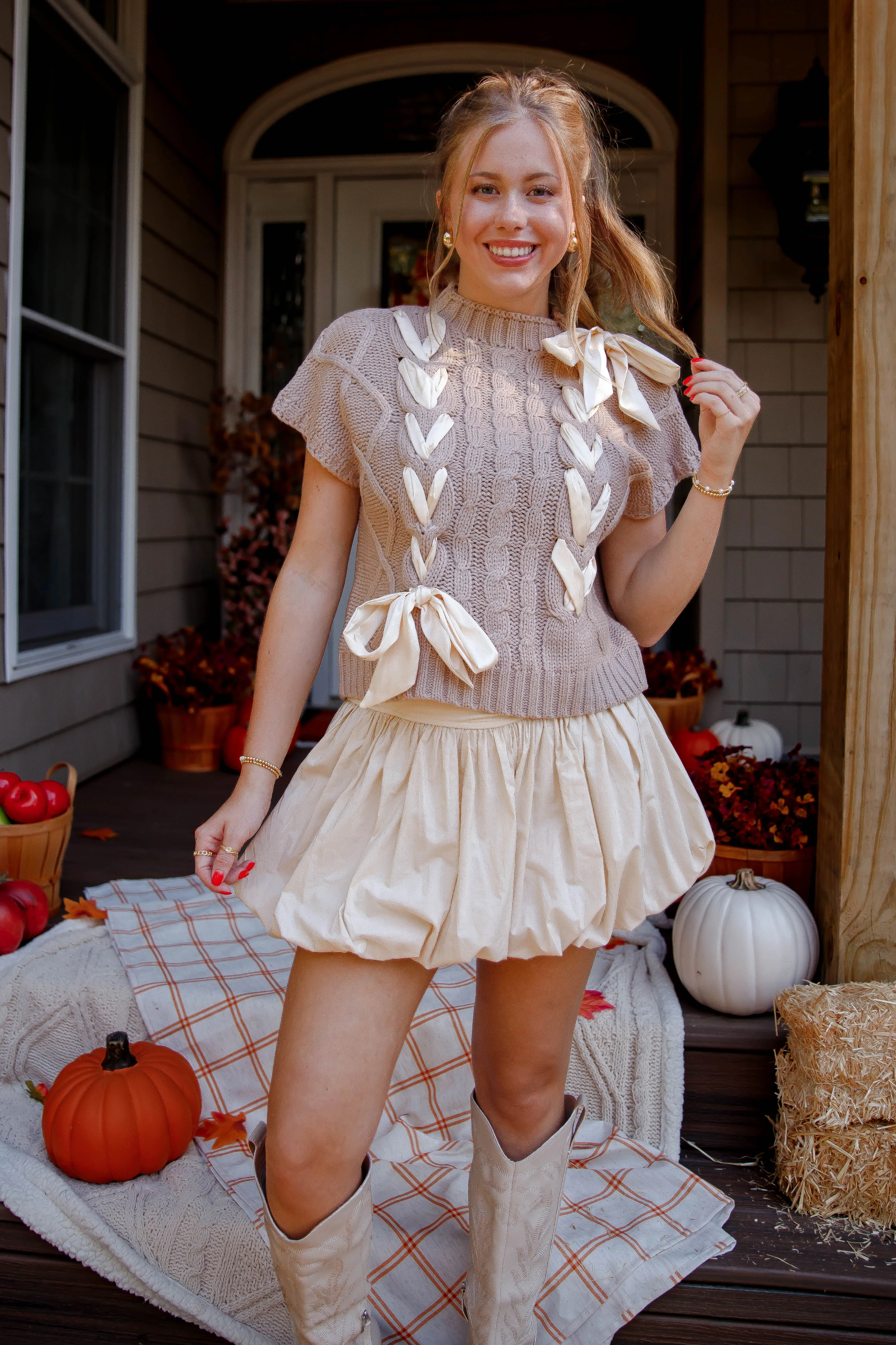 On My Way Home Sweater Vest-Taupe SlimFitAdaptation