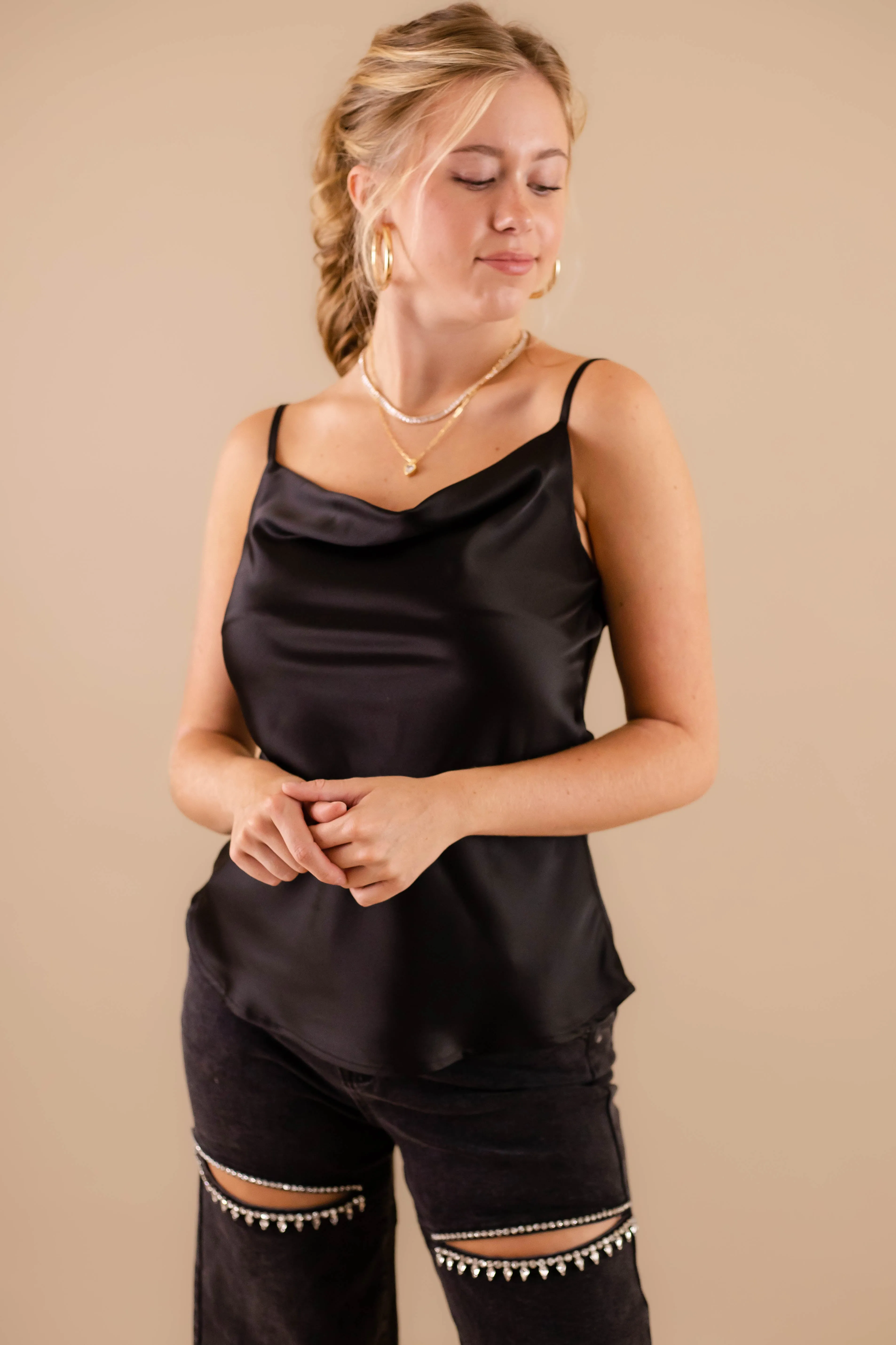 One Less Worry Top-Black Contoured Armhole Design