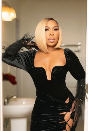 Clara Velvet Puffy Sleeve Bodysuit OdorResistant Treatment