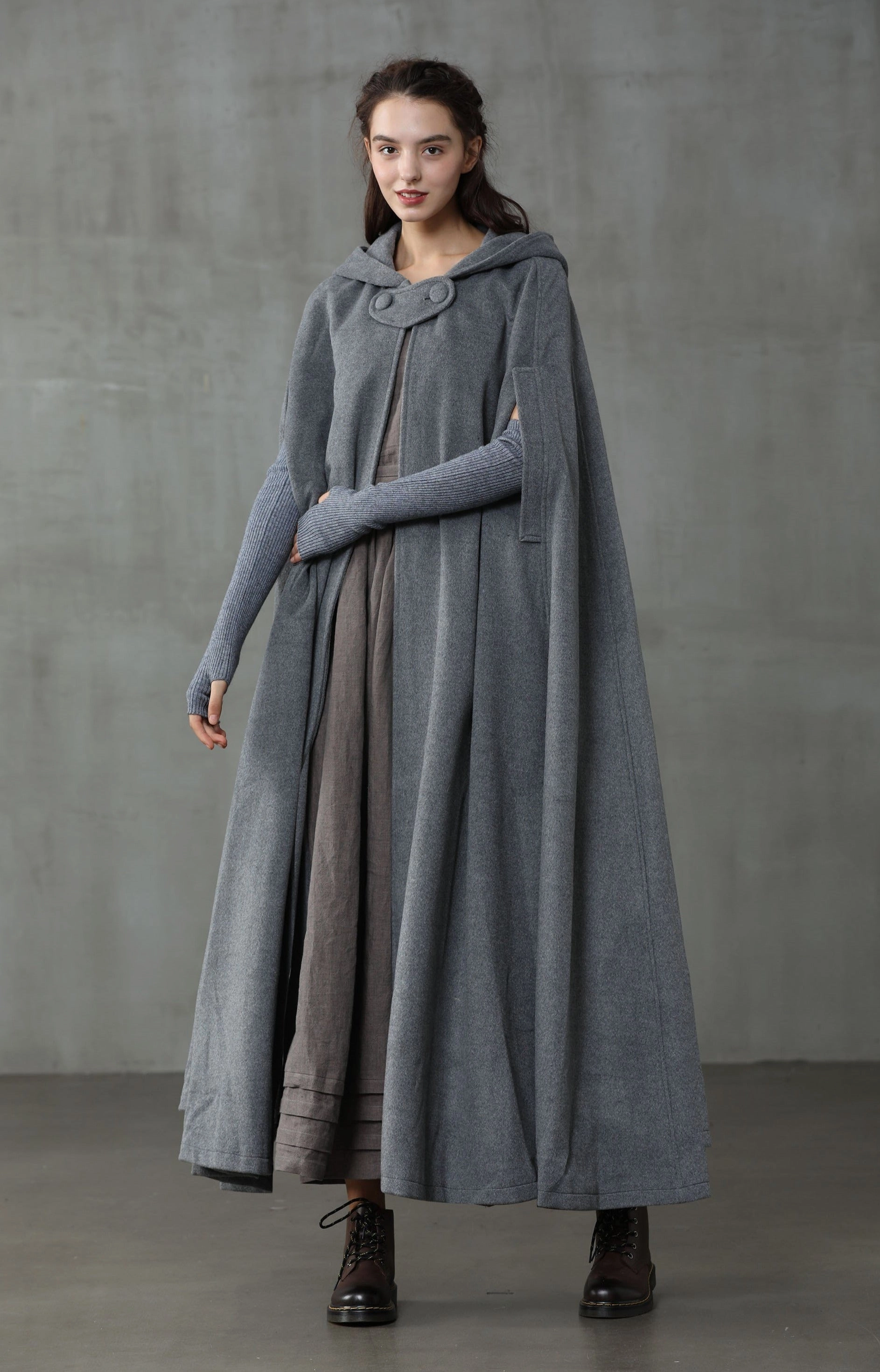 Bamboo Fiber Blend Outlander 2020 | 100% Wool Cloak Coat