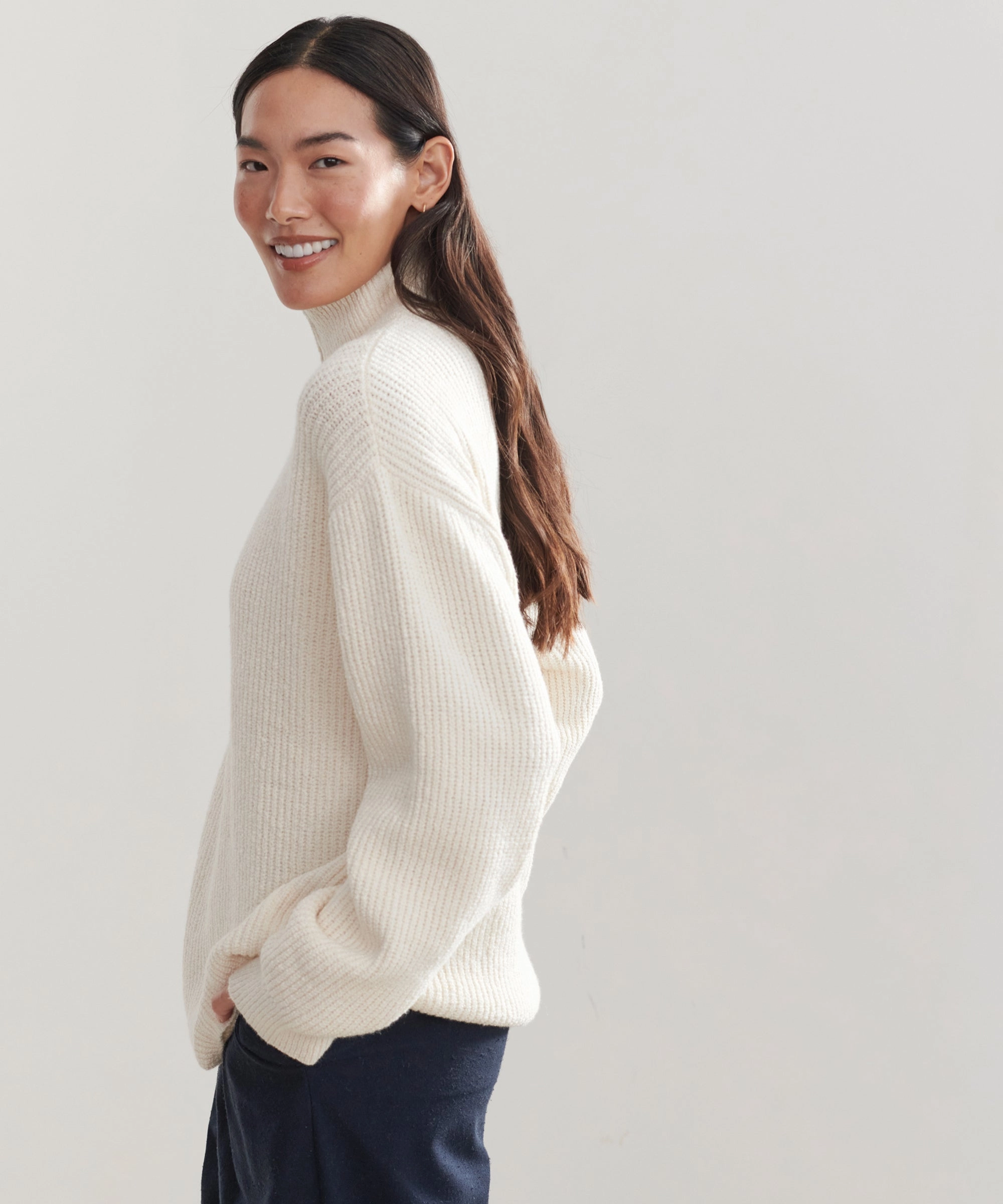 Oversized Half Zip Lightweight insulation Recycled Fiber