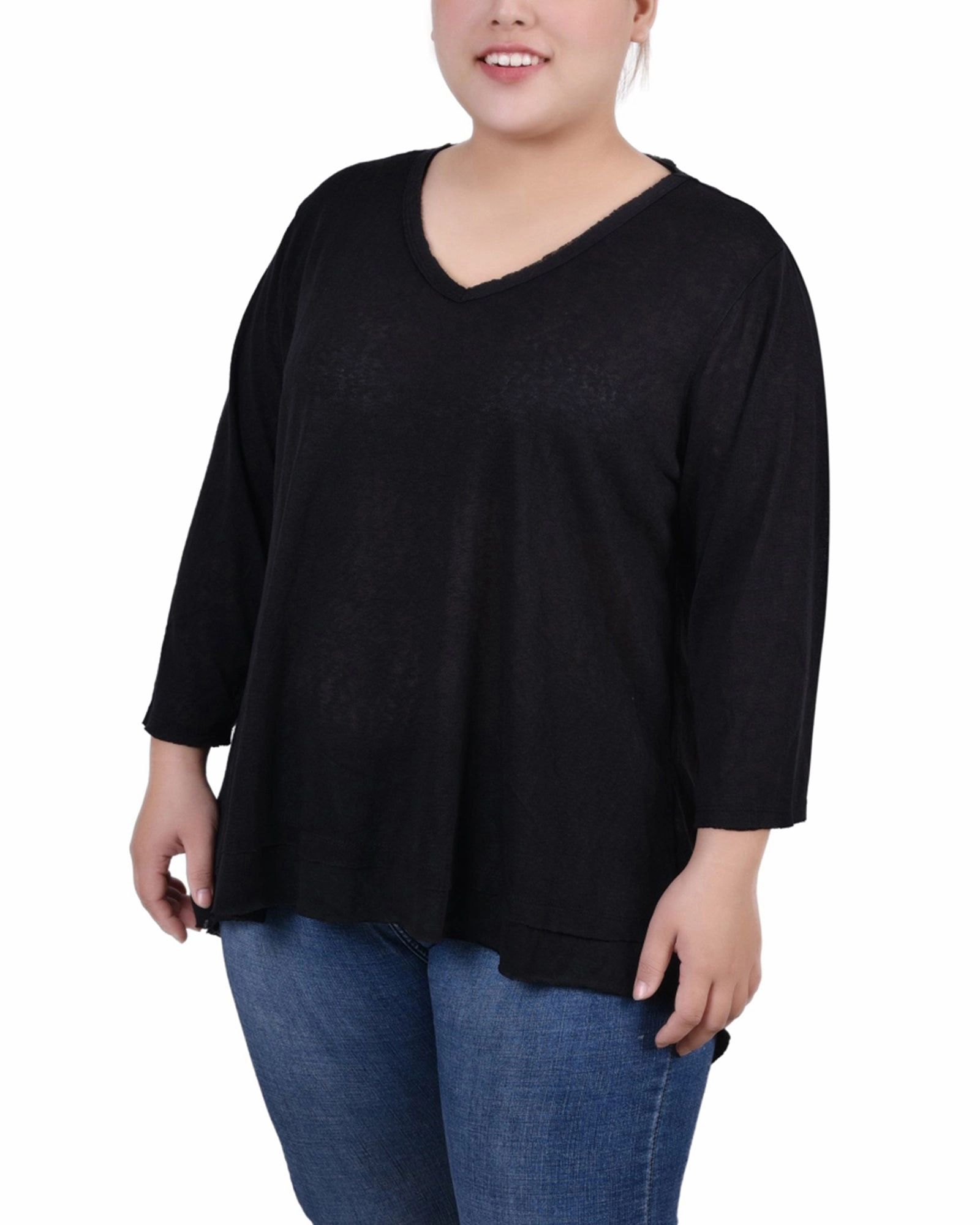 SlimFit Plus Size 3/4 Sleeve V Neck Top
