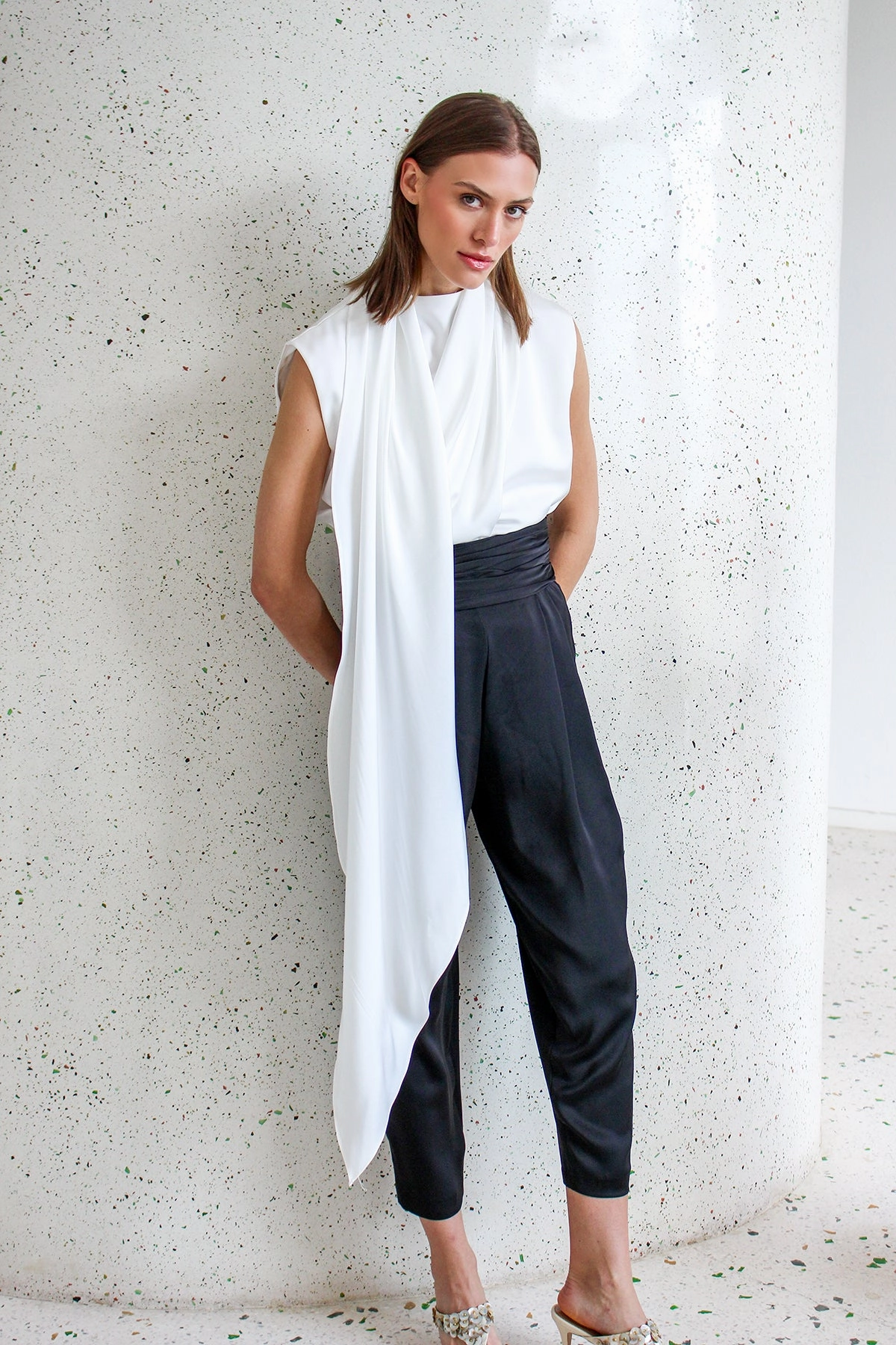 Classic Cut Compact TravelFriendly Design Papillon Pants