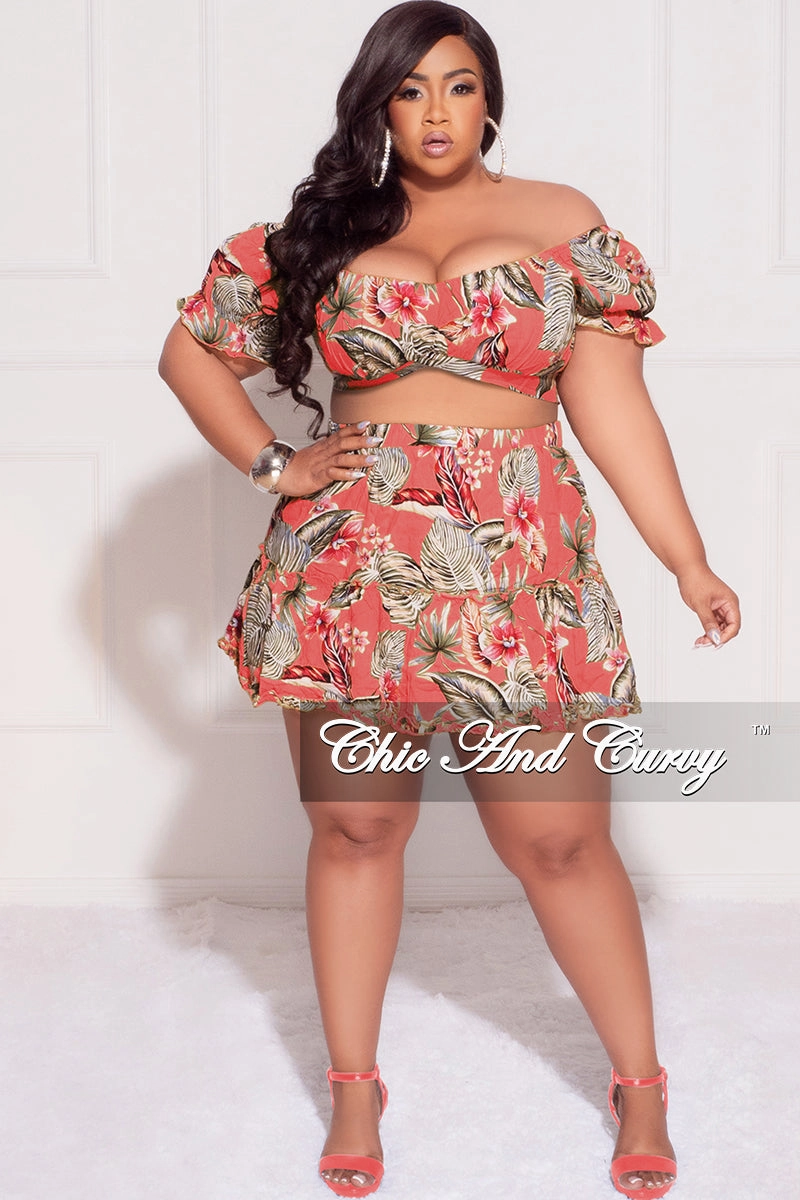 Weekend Adventure Functional Layers Final Sale Plus Size 2pc Off the Shoulder Crop Top and Skirt Set in Mauve Floral Print