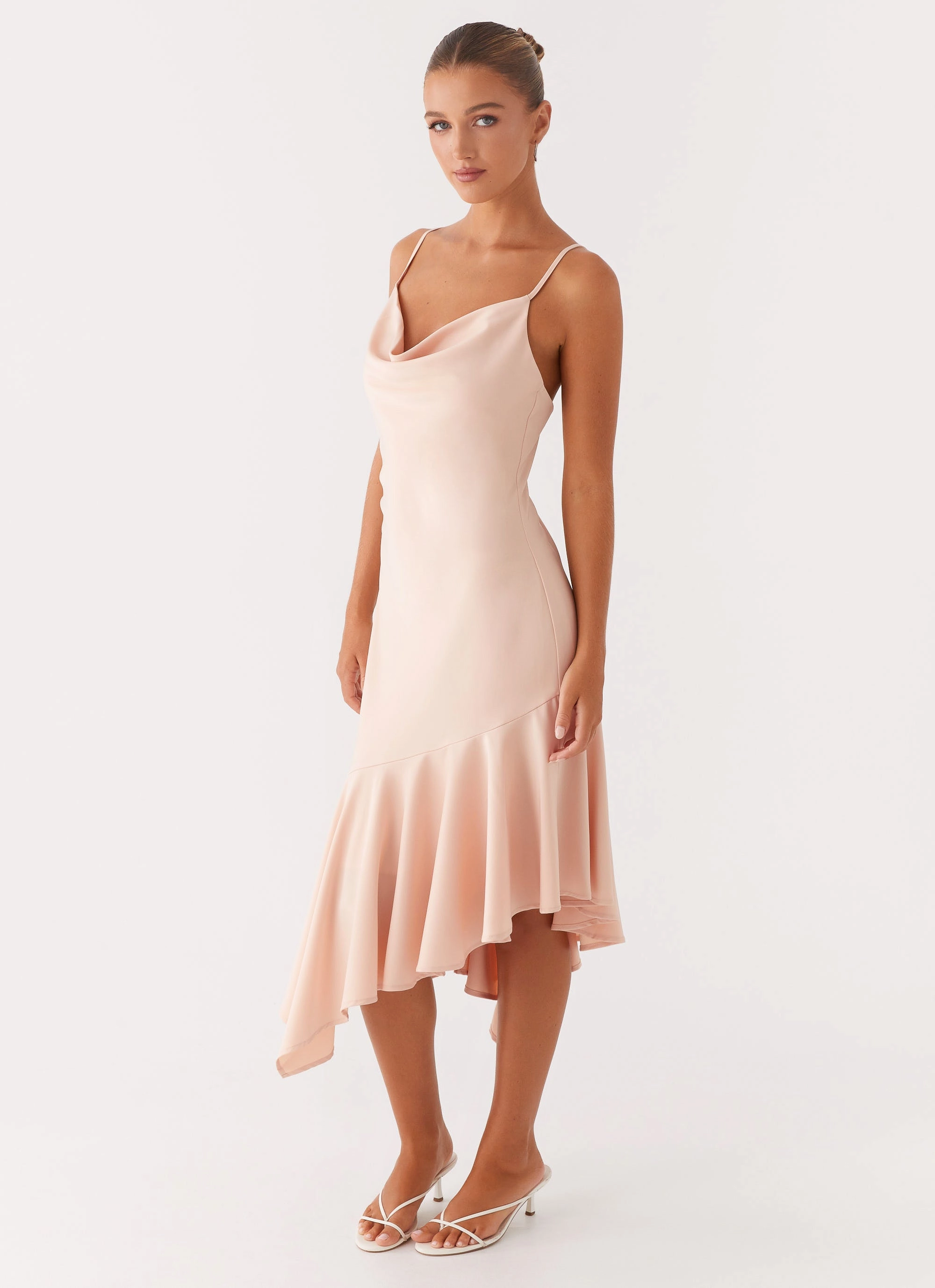 Korby Midi Dress - Pink Move Easy Balanced feel