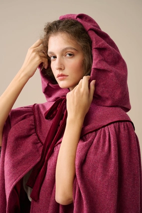 Perfumer 33 | hooded wool cloak Antibacterial Treatment Elastic hem