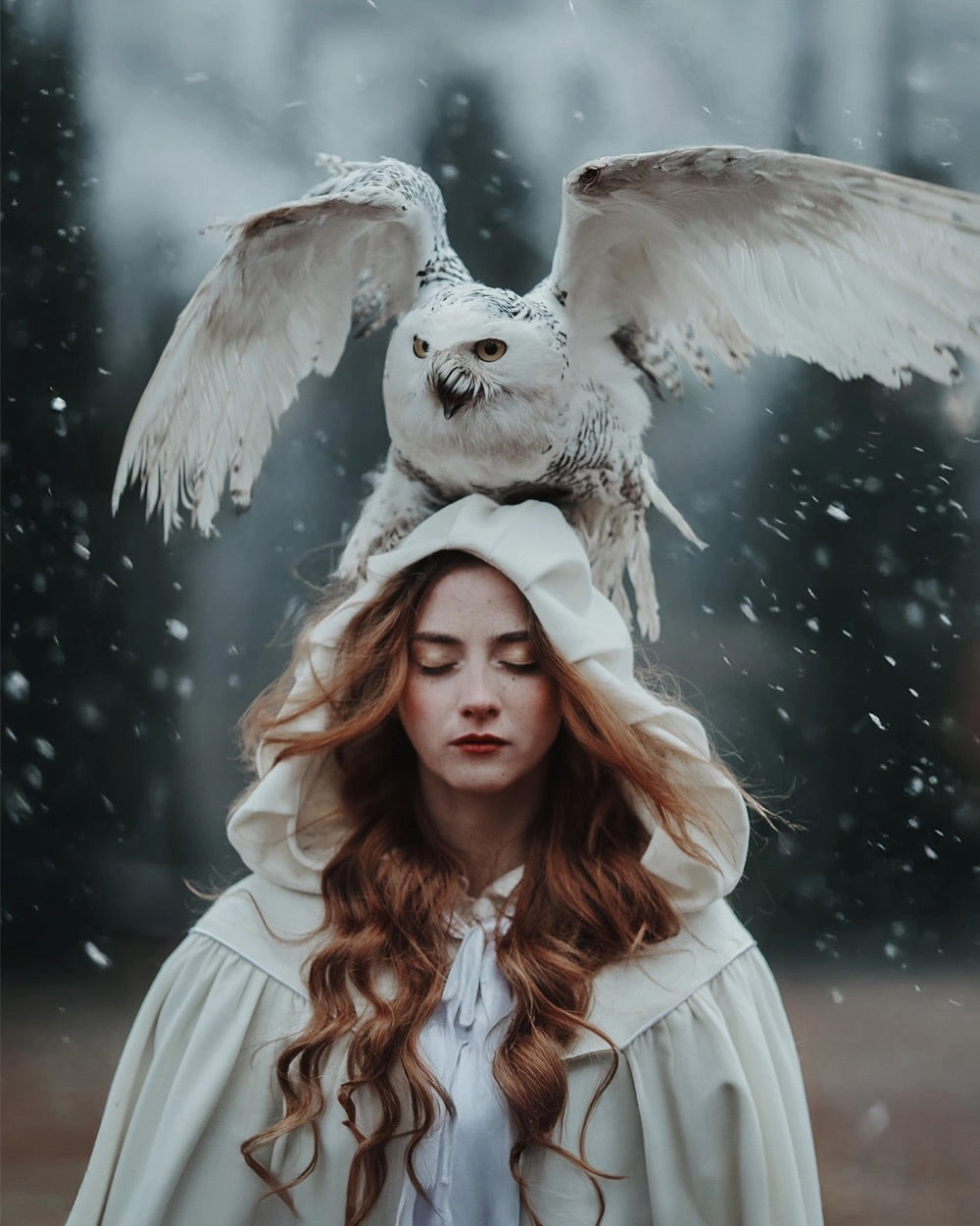 Perfumer 33 | white wool cloak wedding cape Adjustable Hood Feature