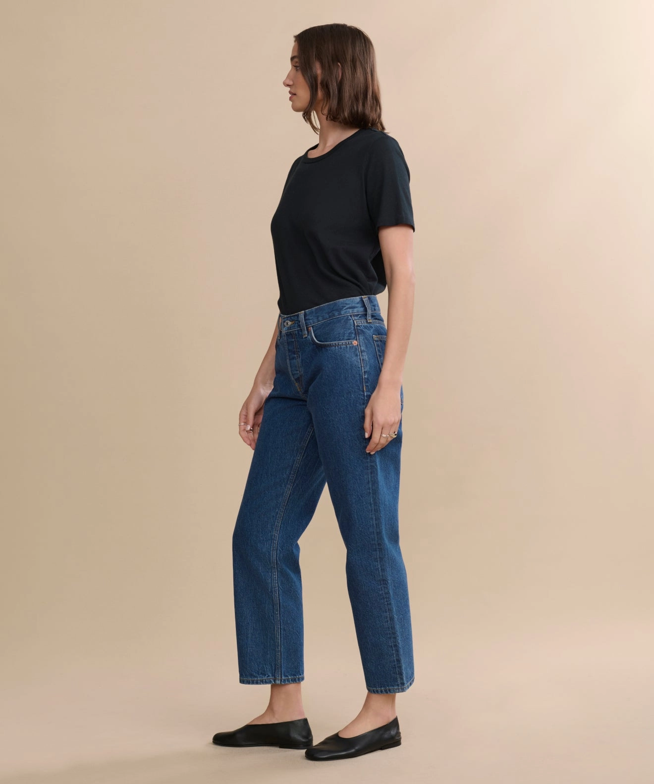 Easy Straight Crop Seamless construction Durable Wear