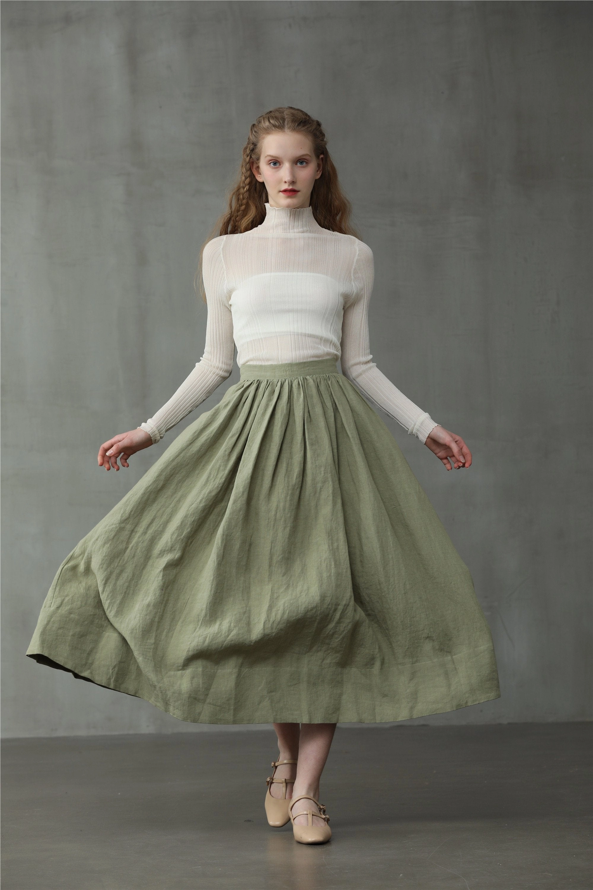 Daisy 03 | Pastel Green Linen Skirt ExpandableSideGussets