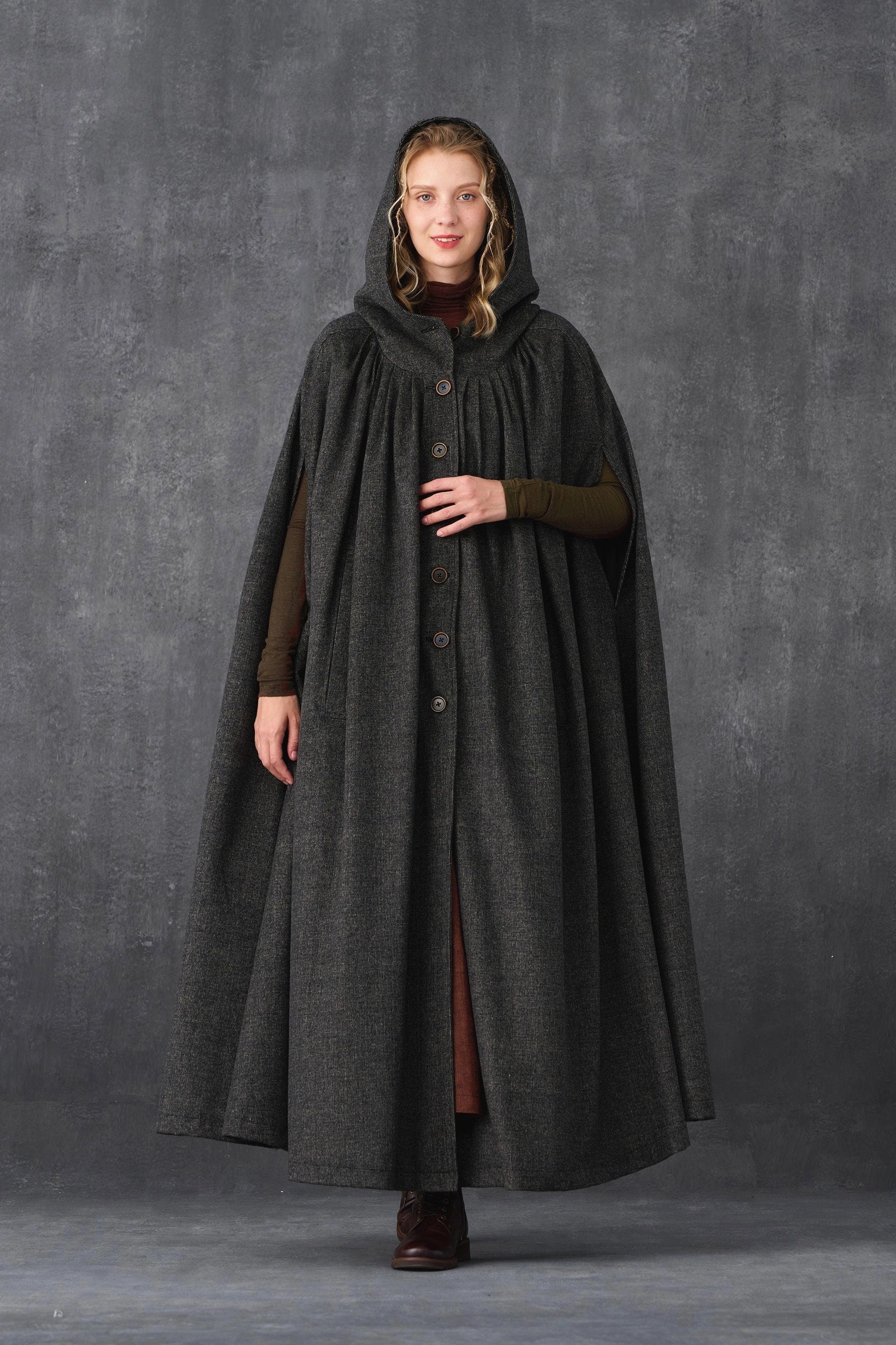 ARIEL 14 | HOODED WOOL CLOAK COAT Indoor Comfort Quick Dry Weaving
