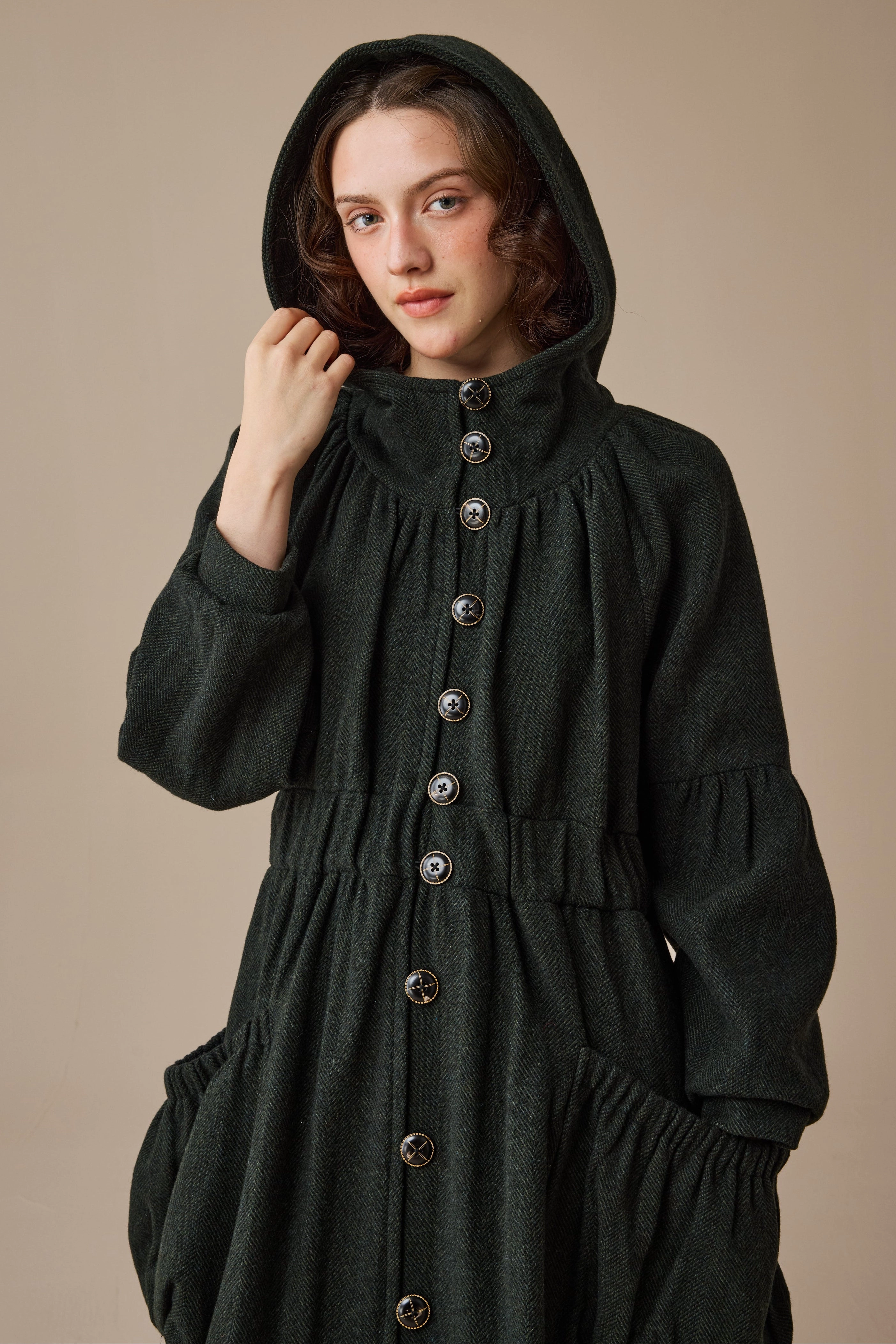 Modern Outfit Melissa 28 |100% Wool Hooded Coat