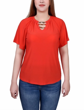 Raglan Sleeve Top With Chain Details Non Chafing Side Seams