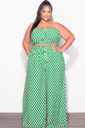 Final Sale Plus Size 2pc Strapless Crop Top and Flare Pants Set In Green & White Print Practical Fit Comfortable Style