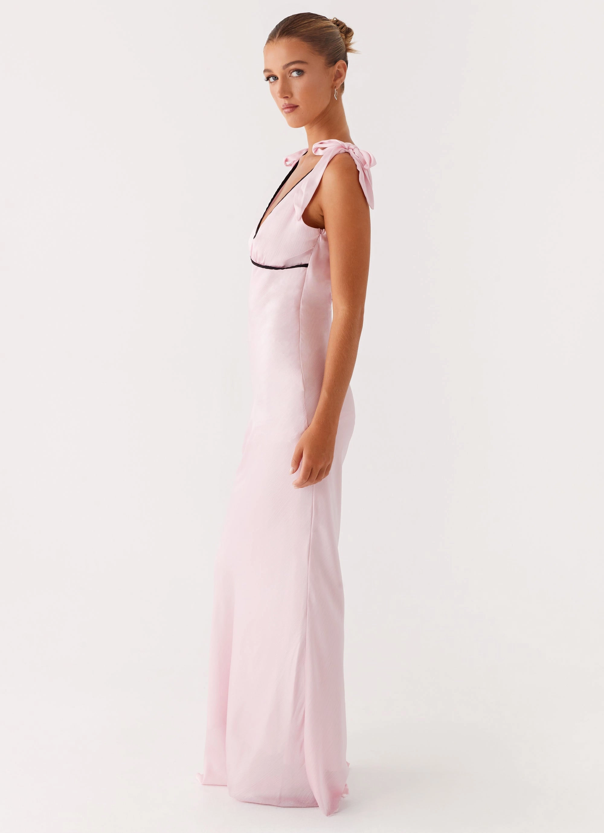 Romeo Maxi Dress - Pink Timeless Layer Radiant Mood