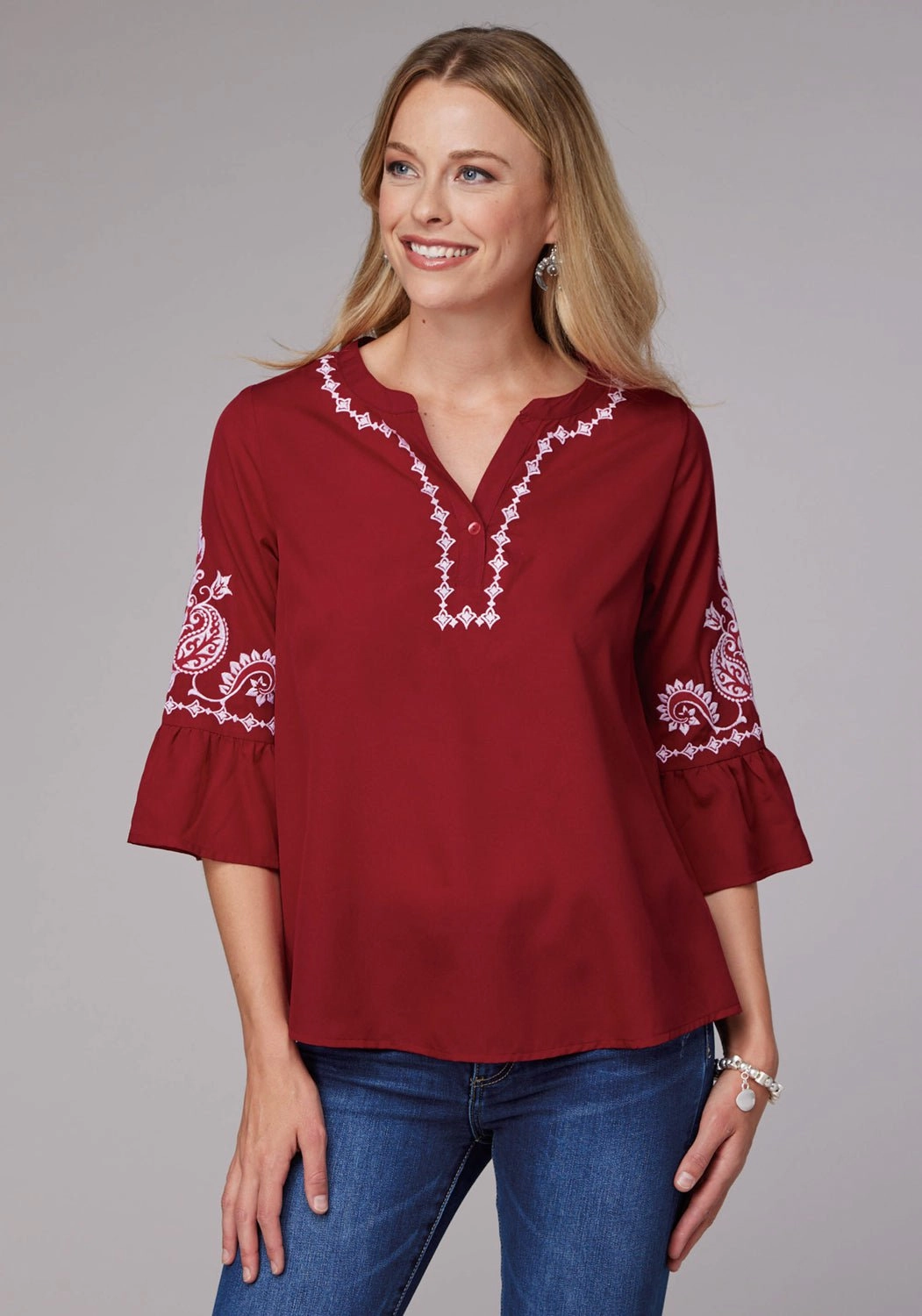 Roper Womens Bell Sleeve Pullover Red 100% Polyester S/S Blouse Dynamic Design Year-Round Favorite
