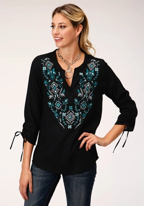 Premium Quality Vibrant Hue Roper Womens Black Rayon/Nylon Colorful Aztec S/S Blouse