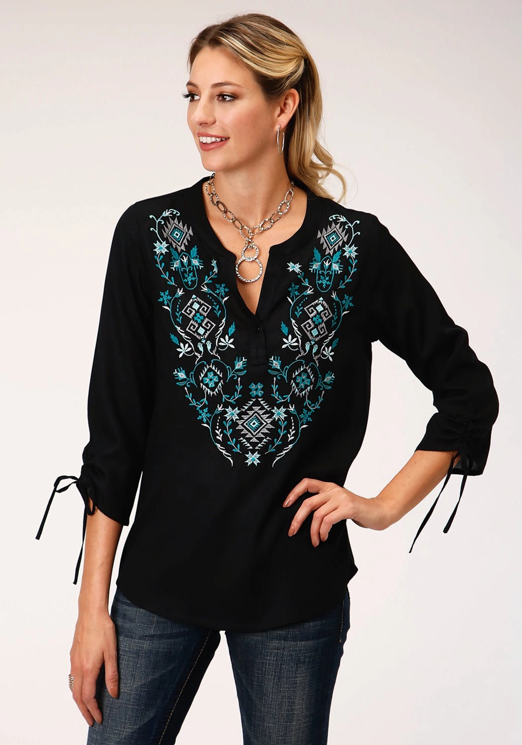 Premium Quality Vibrant Hue Roper Womens Black Rayon/Nylon Colorful Aztec S/S Blouse