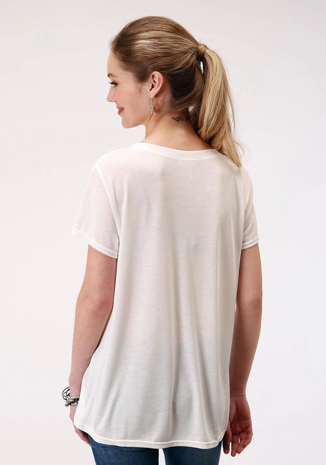 All Purpose Weave Design Micro Perforated Texture Roper Womens Cream Poly/Rayon Arrow Screenprint S/S T-Shirt