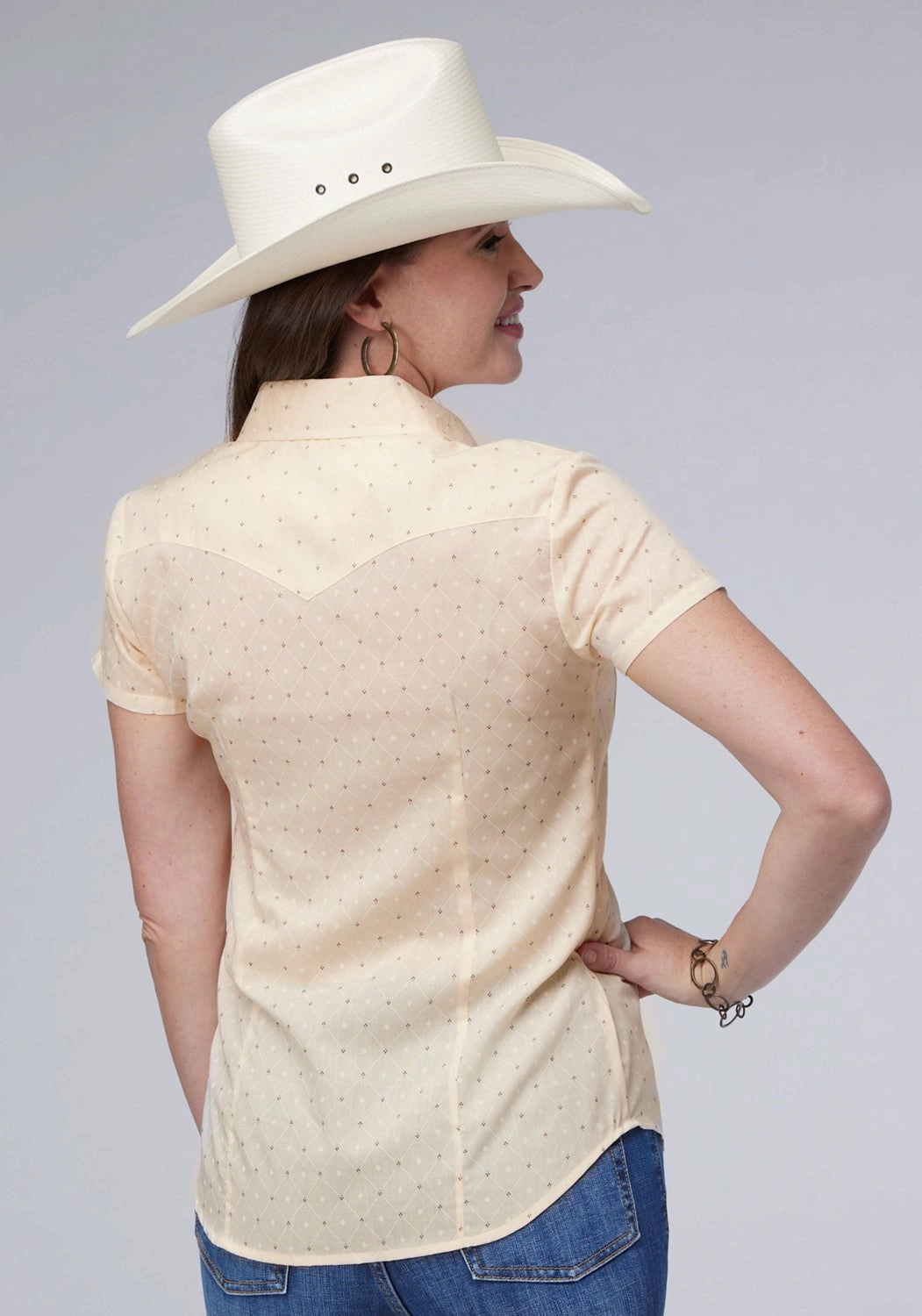Roper Womens Diamond Wallpaper Cream Cotton Blend S/S Shirt Flexible Mobility Networking Session