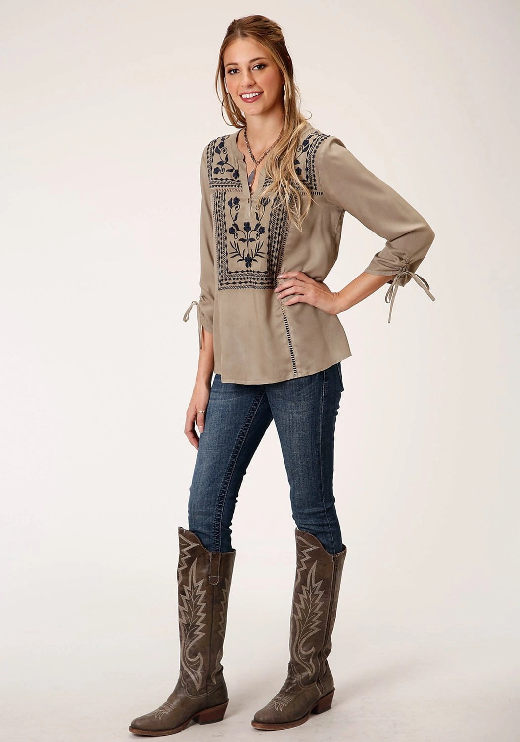 Easy Care Exclusive Collection Roper Womens Green Rayon/Nylon Open Work S/S Blouse