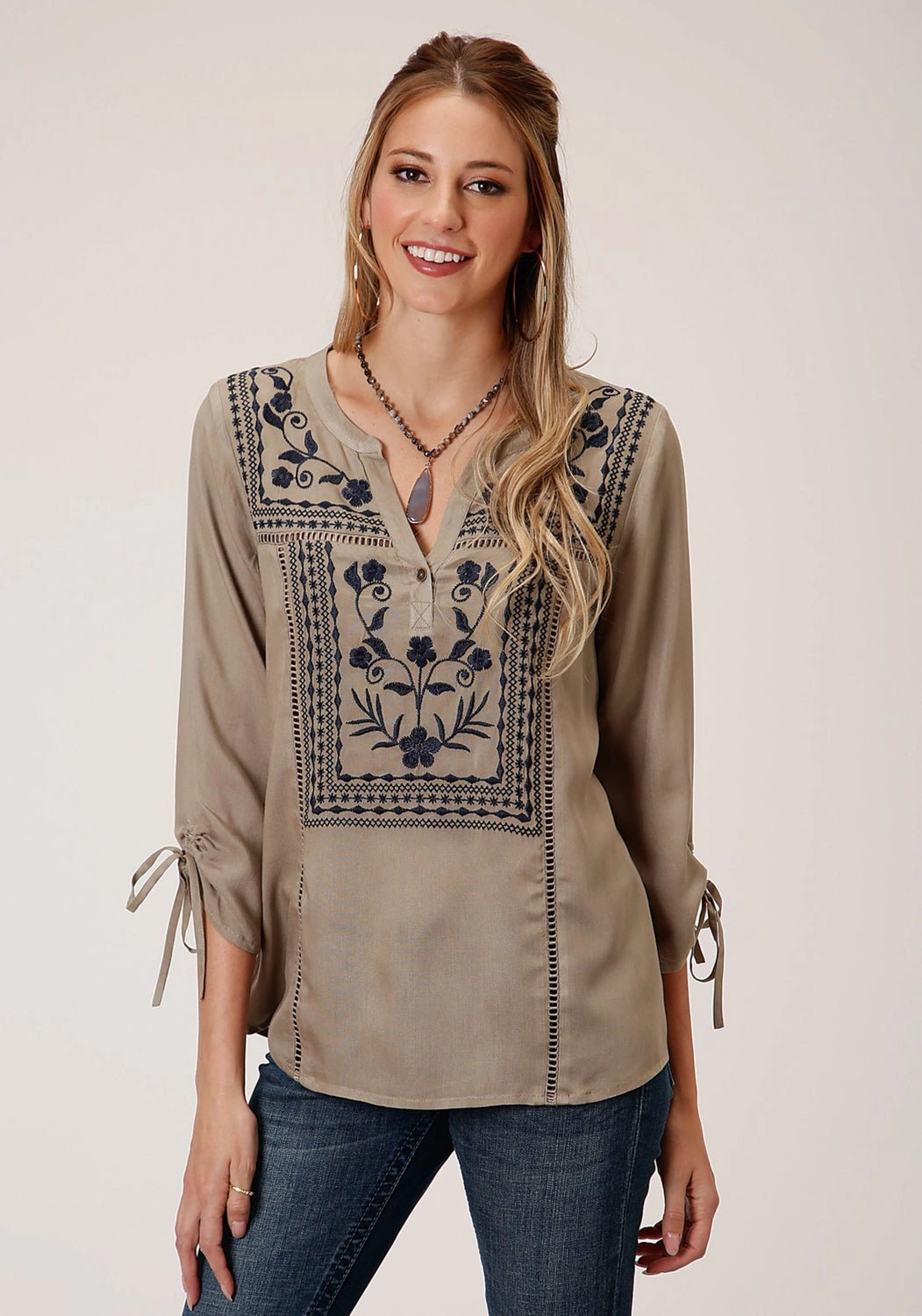 Patterned Texture Roper Womens Green Rayon/Nylon Open Work S/S Blouse