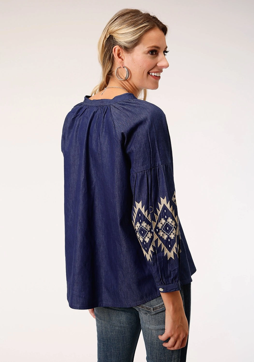Mature appeal wrinkle free Roper Womens Indigo Denim 100% Cotton Bishop Sleeves S/S Blouse