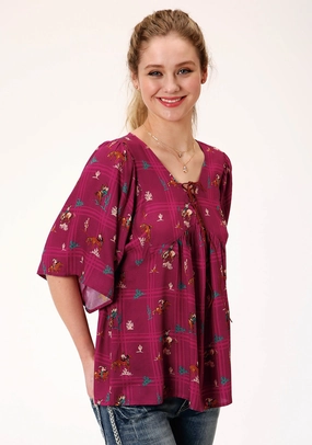 Roper Womens Red Rayon/Nylon Retro Cowboys S/S Blouse UV Protection Wrinkle Resistant Material