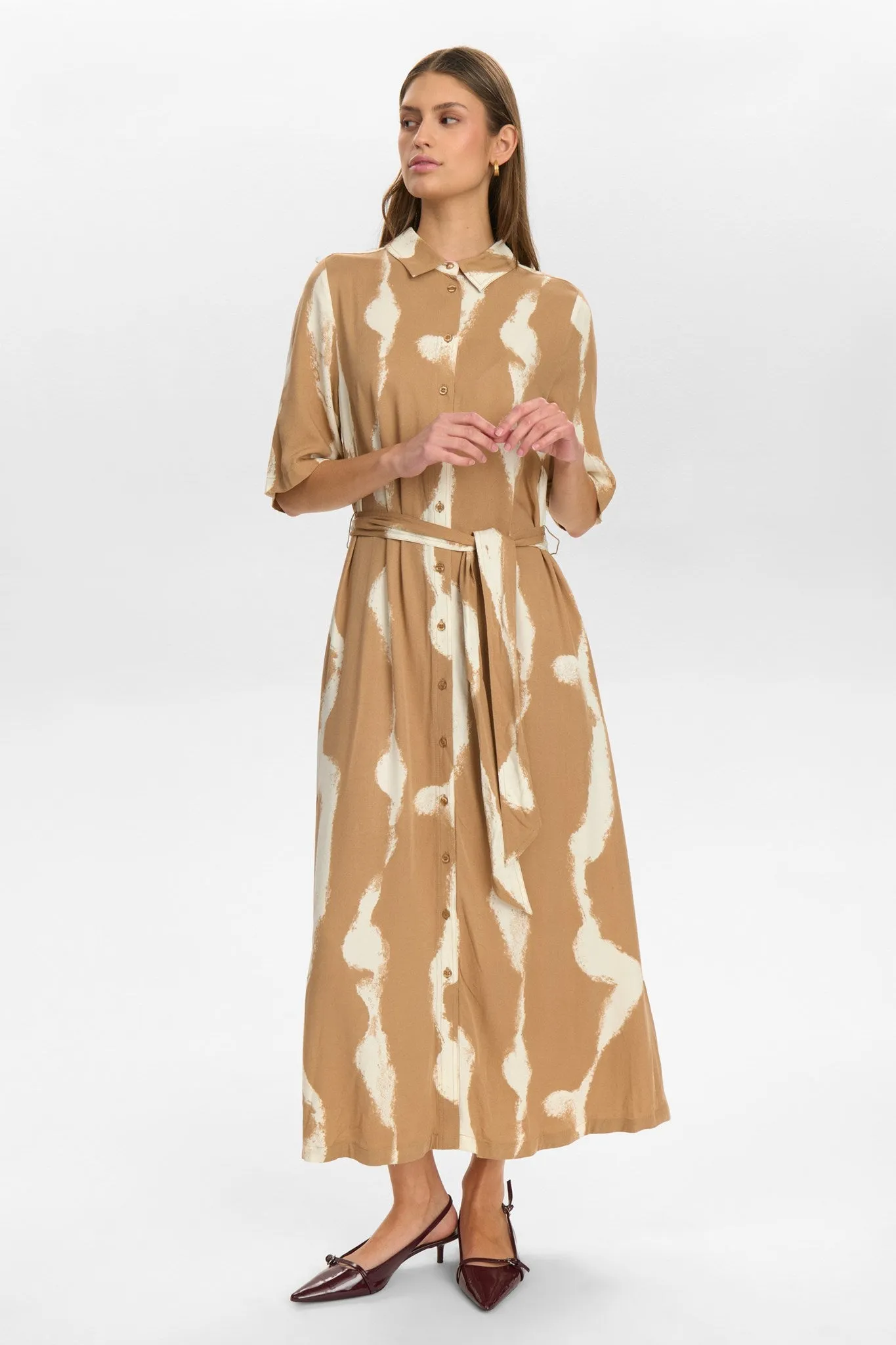 NUESTELLE DRESS - Tannin Flowy summer gown