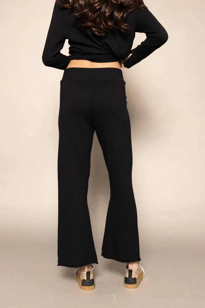 SeamlessPocketDesign Lisa Todd Love Front Pant Black