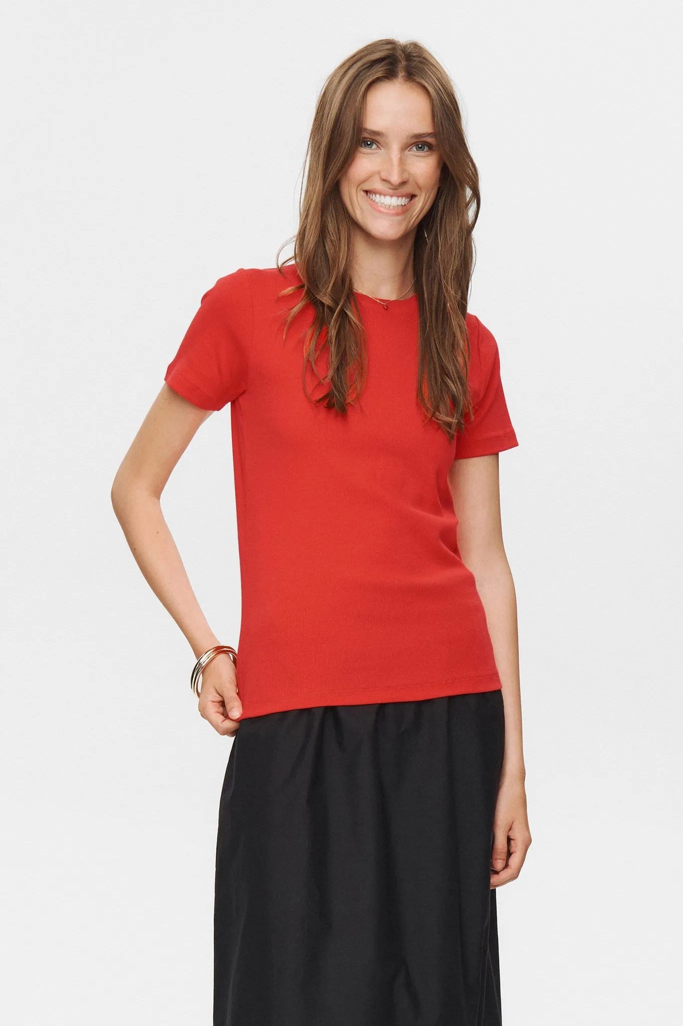 NURILEY SS TEE - Fiery Red Sustainable Production Certified Formal Blouse