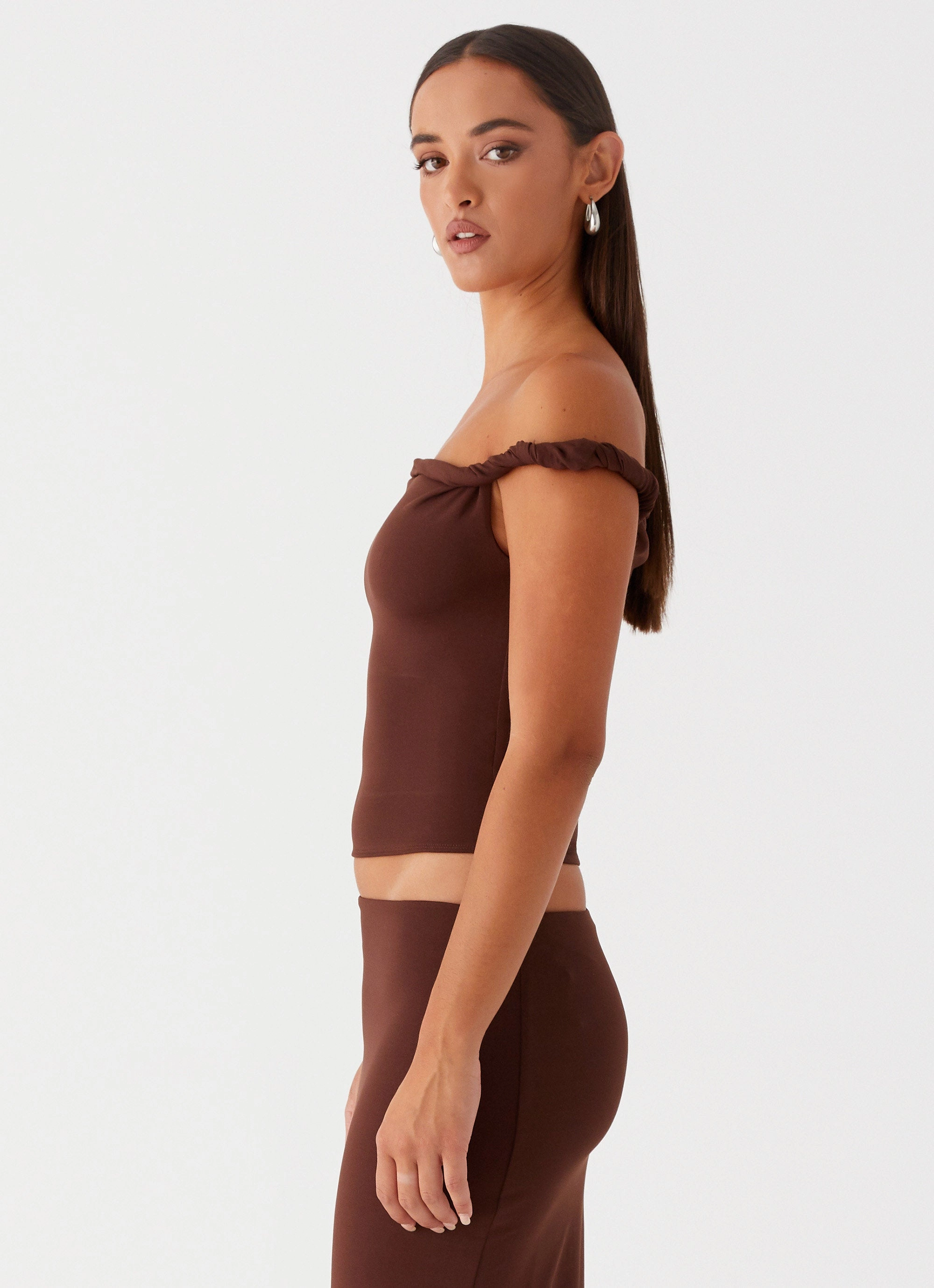Solace Soul Twist Shoulder Top - Chocolate Everyday Essential