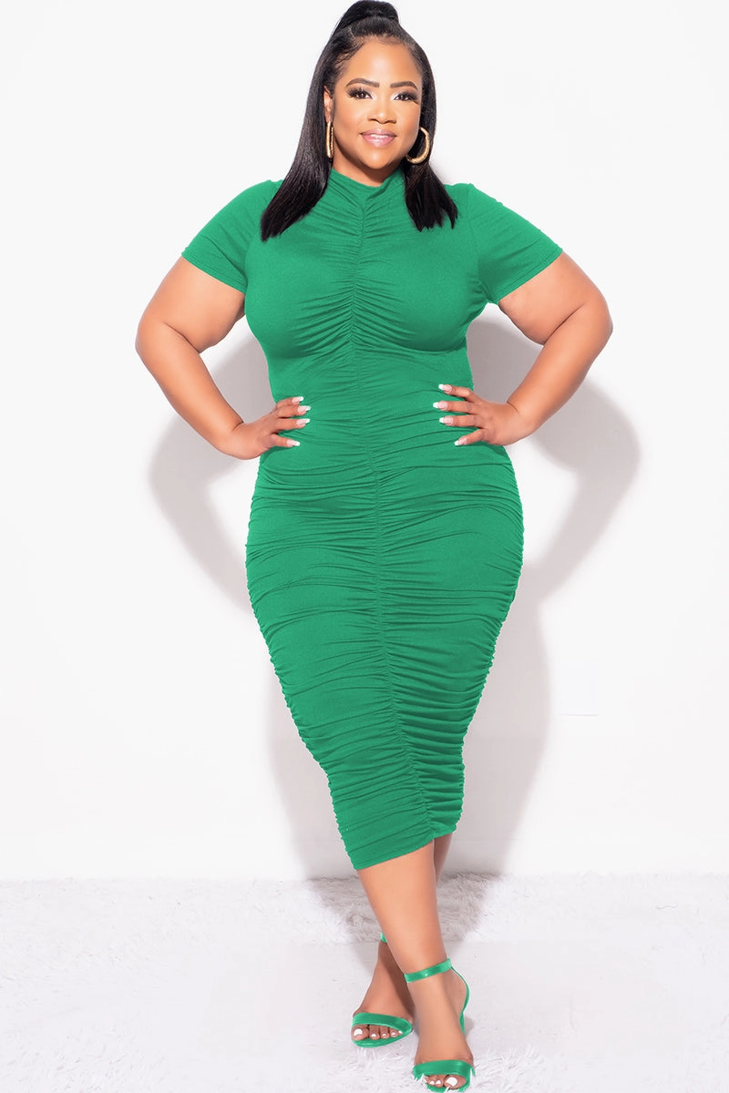 Seamless Waist Technology Everyday Must-have Final Sale Plus Size 2pc Set Ruched Crop Top & Skirt in Green