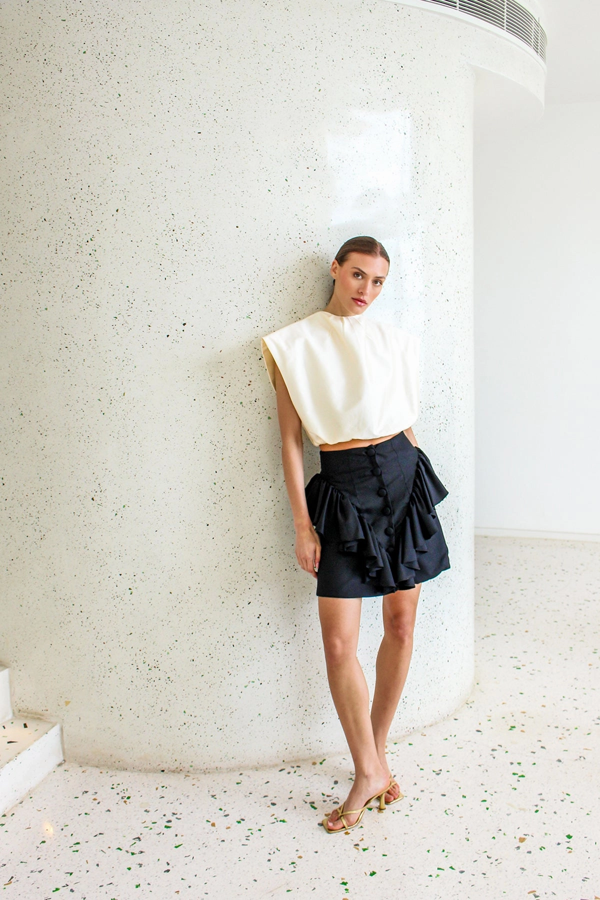 Mesh Venting Adaptive Tension Bands Andalouse Mini Skirt