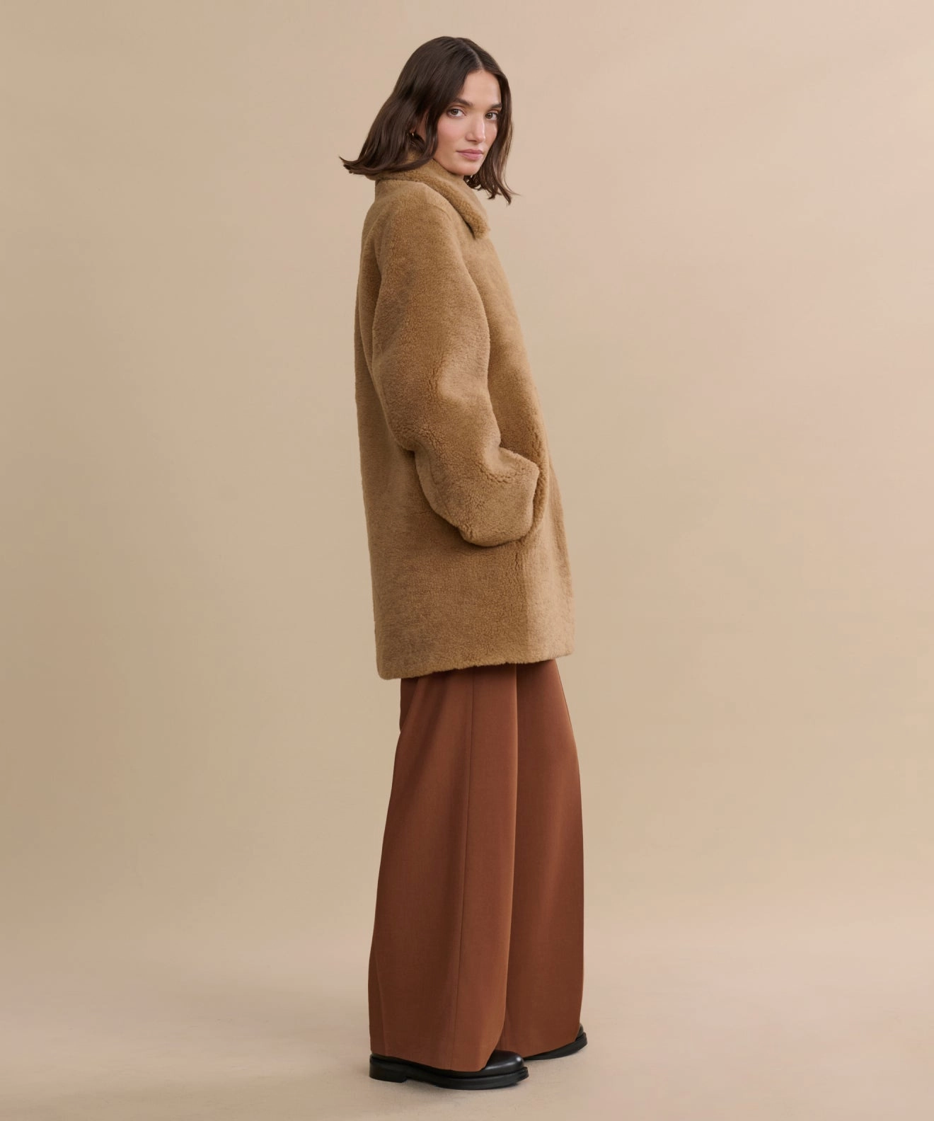 Contrast Stitch Detail Shearling Aurora Coat