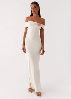 Illusion Maxi Dress - Ivory Flowy Layers Casual Must-Have