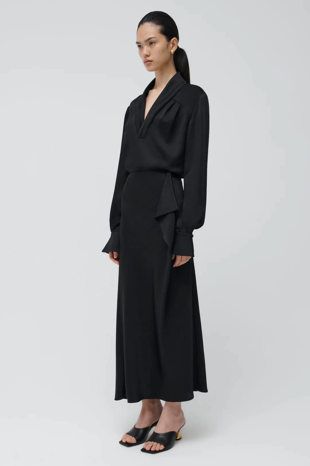 TemperatureRegulating Material Simkhai Maisey Blouse