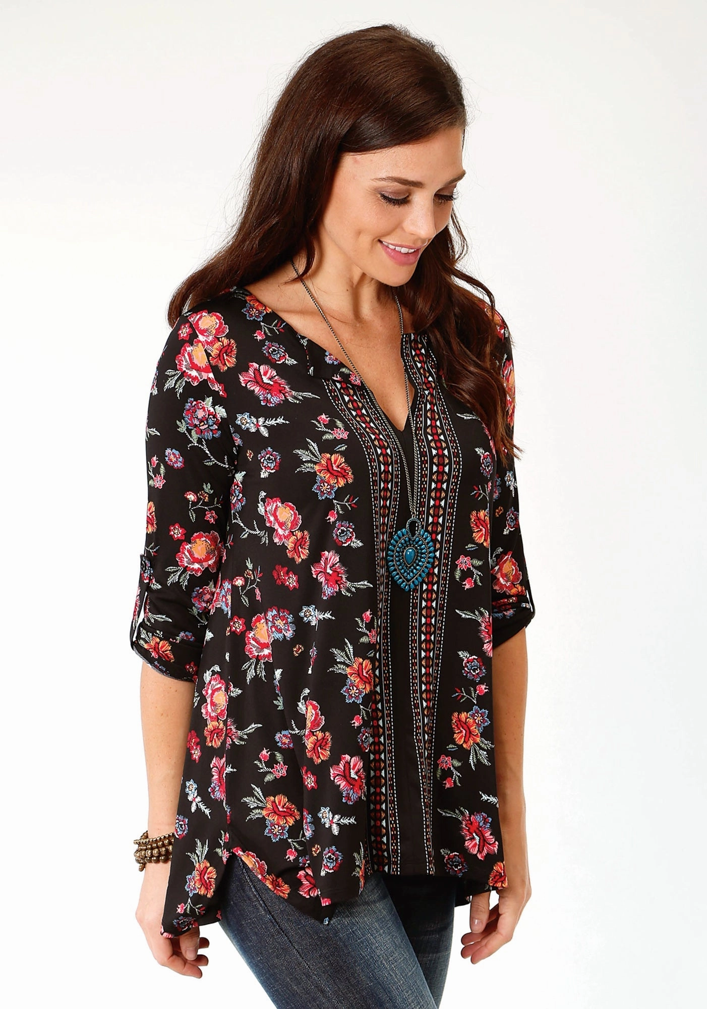 Flexible Placket Structure Roper Womens Black Poly/Spandex Shark Bite Floral S/S Tunic