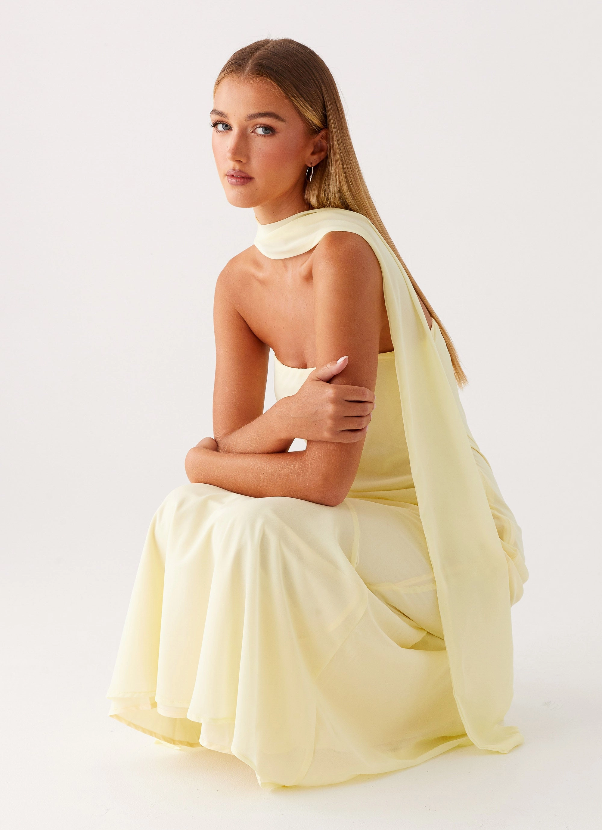 Light Edge Split hem Smart Look Under The Pagoda Maxi Dress - Yellow