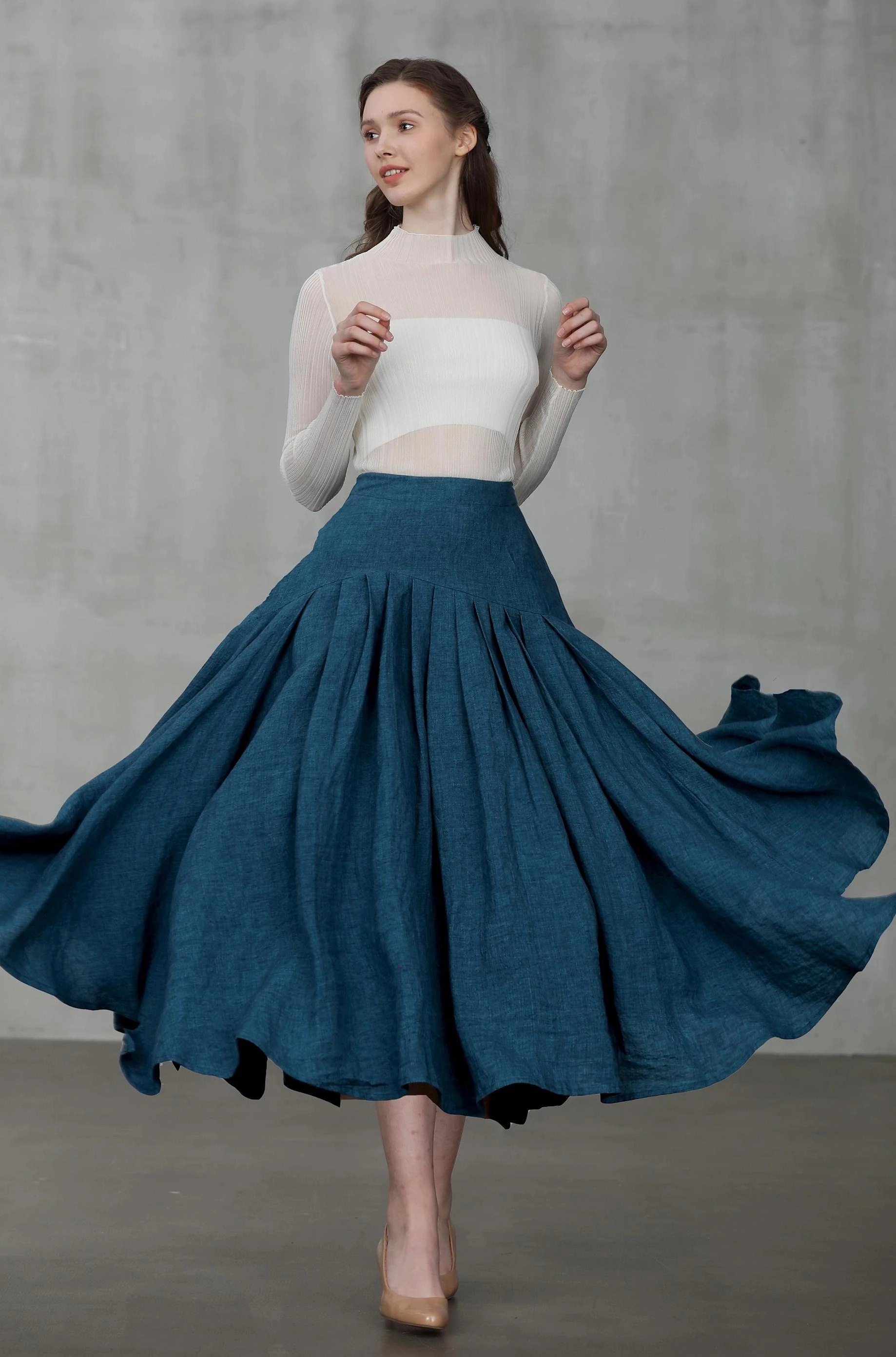 Opera 25 | peacock blue linen skirt Ultra Compact Packing Design