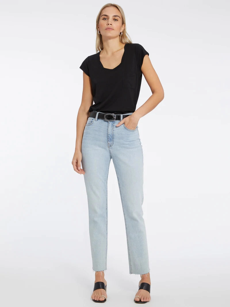 TexturedSurface Double Chest Pocket Sanctuary Traveler Twist Tee